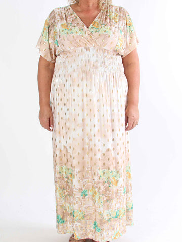 Pams Paris - Lång stretchig plus size-klänning med guldnitar