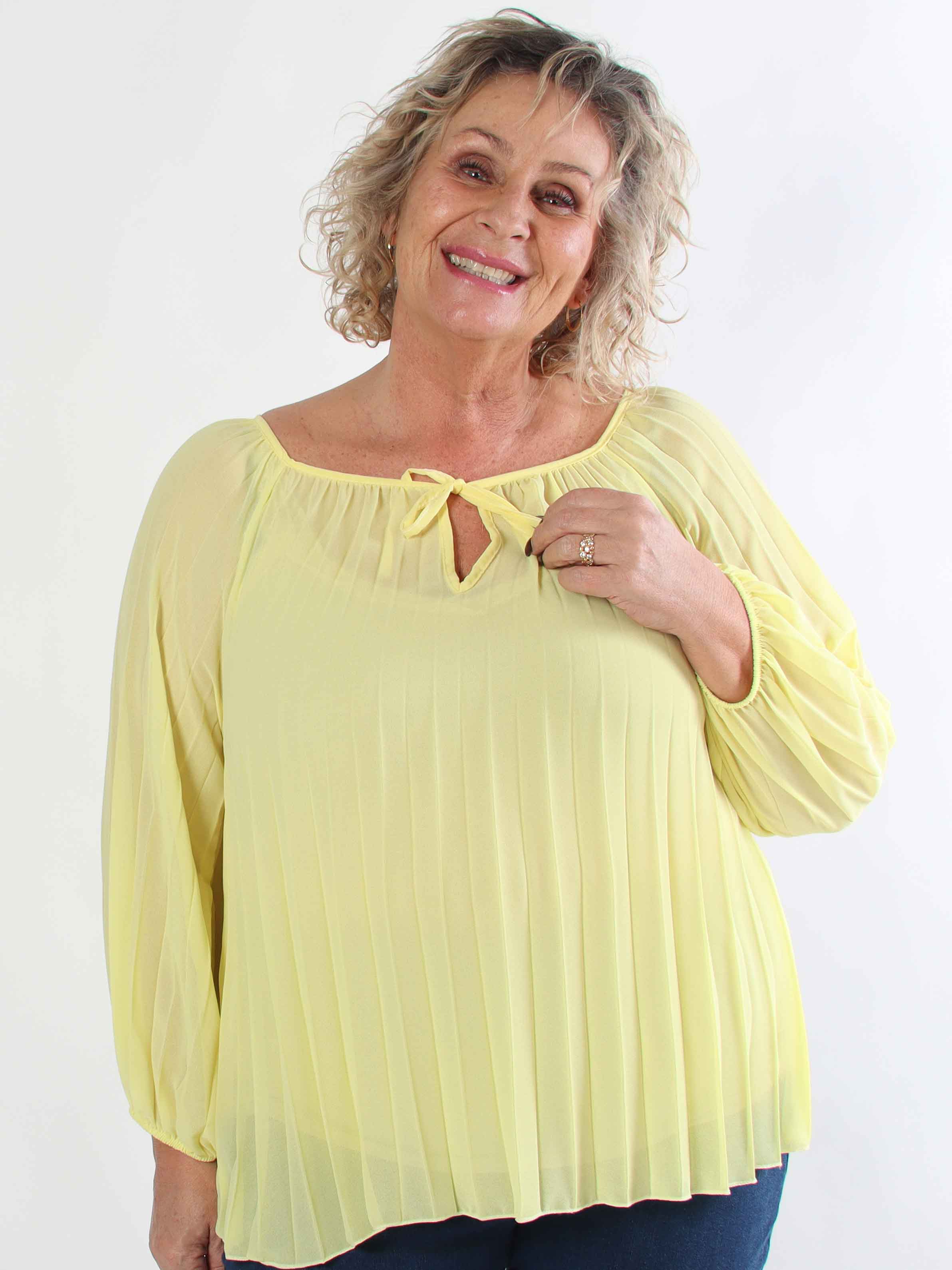 Philippa Shirt - Sød plisseret plus size tunika i semi-transparent chiffon