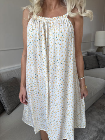 SunLove Small Flower - Klänning med elastiskt band och blommigt tryck