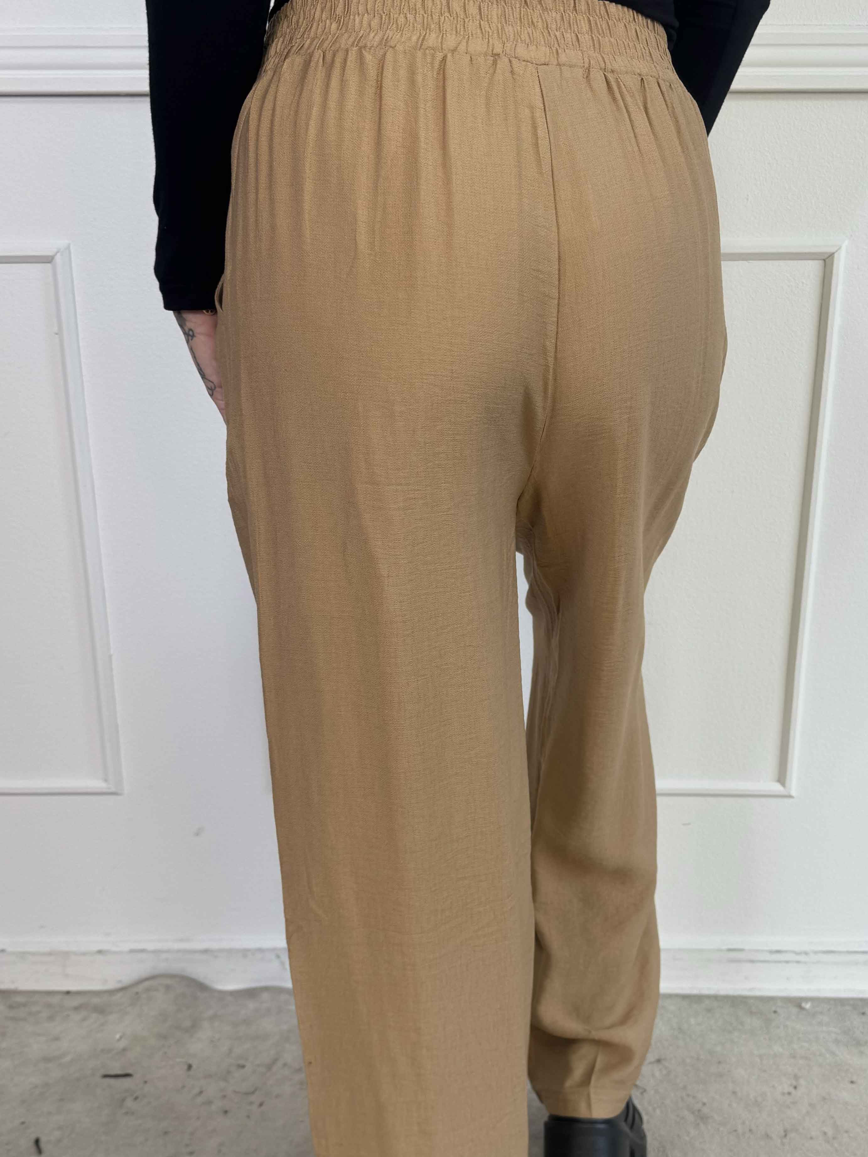 Tyra - Løse bukser i en viskoseblanding