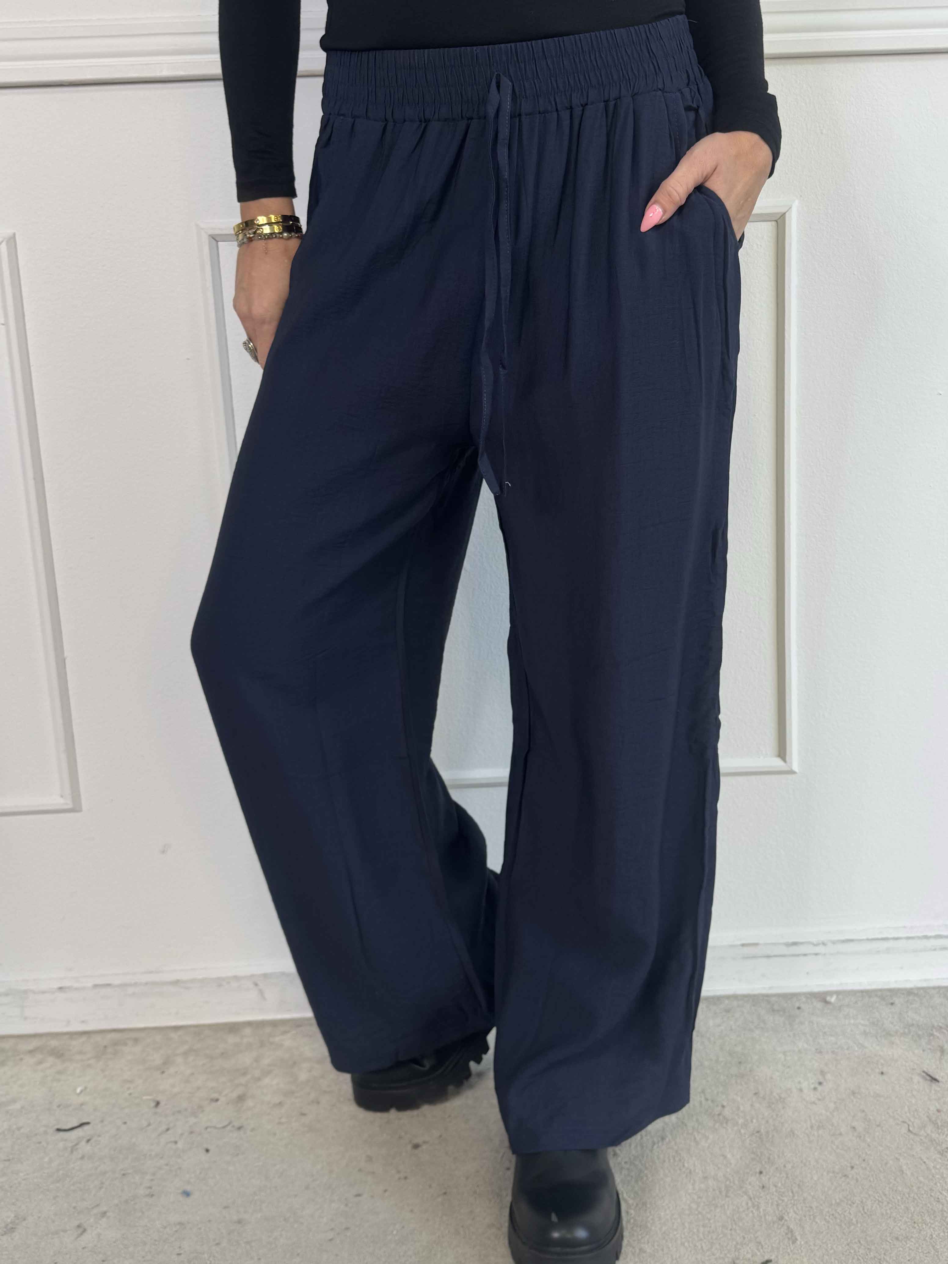 Tyra - Løse bukser i en viskoseblanding