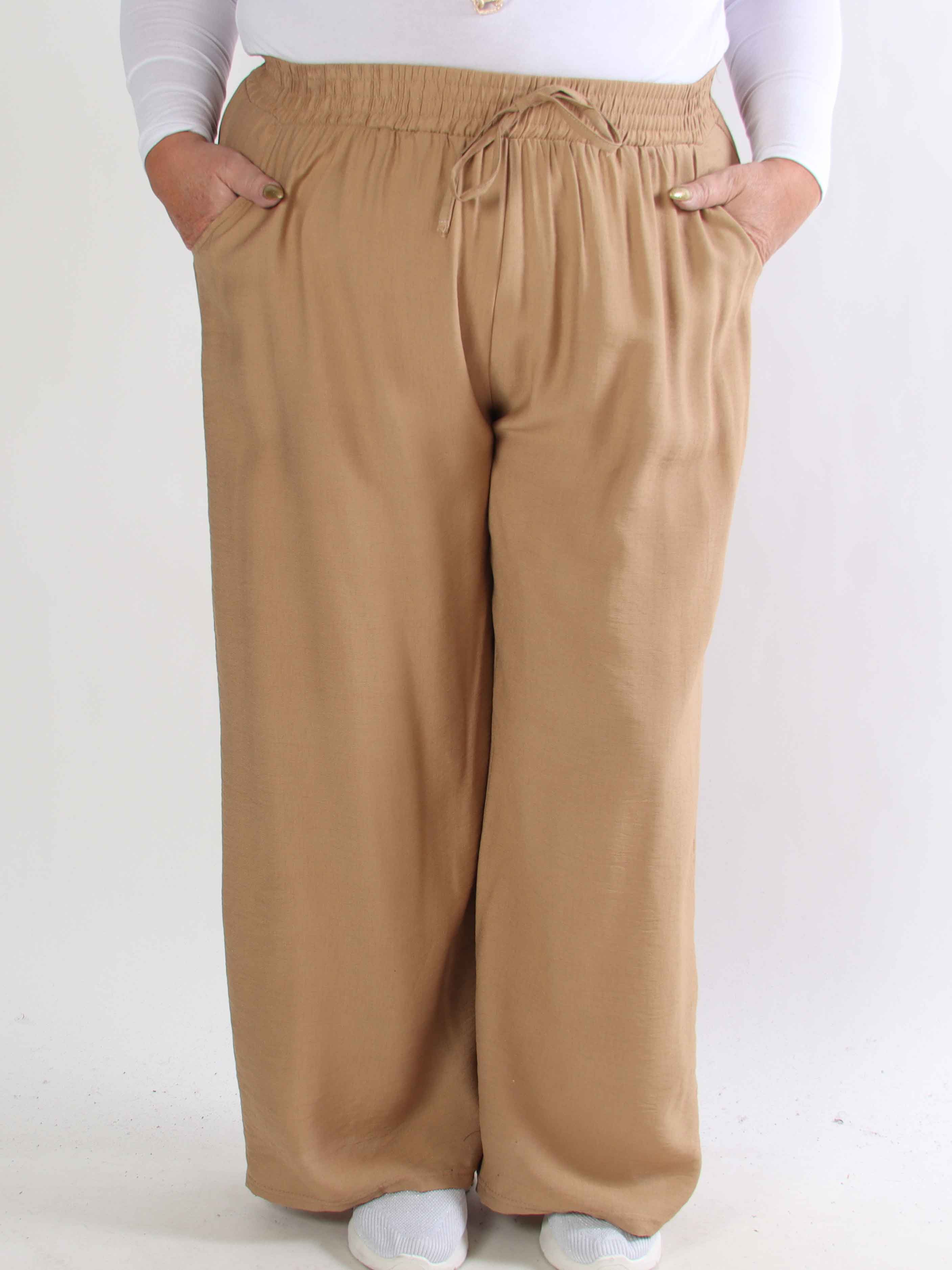 Tyra - Løse bukser i en viskoseblanding