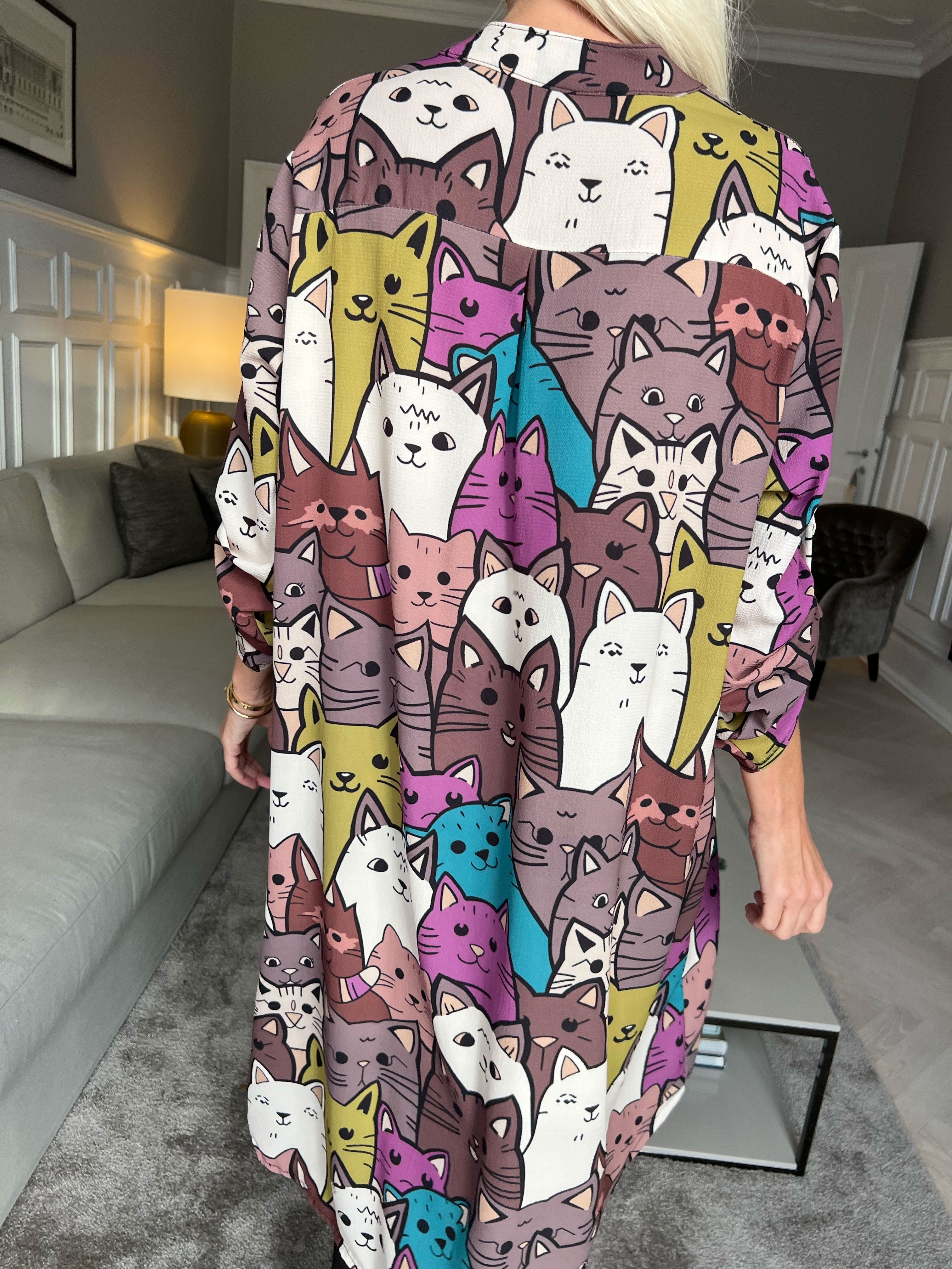 Vanesa Cat Long - Lätt och luftig klänning i kattmönster