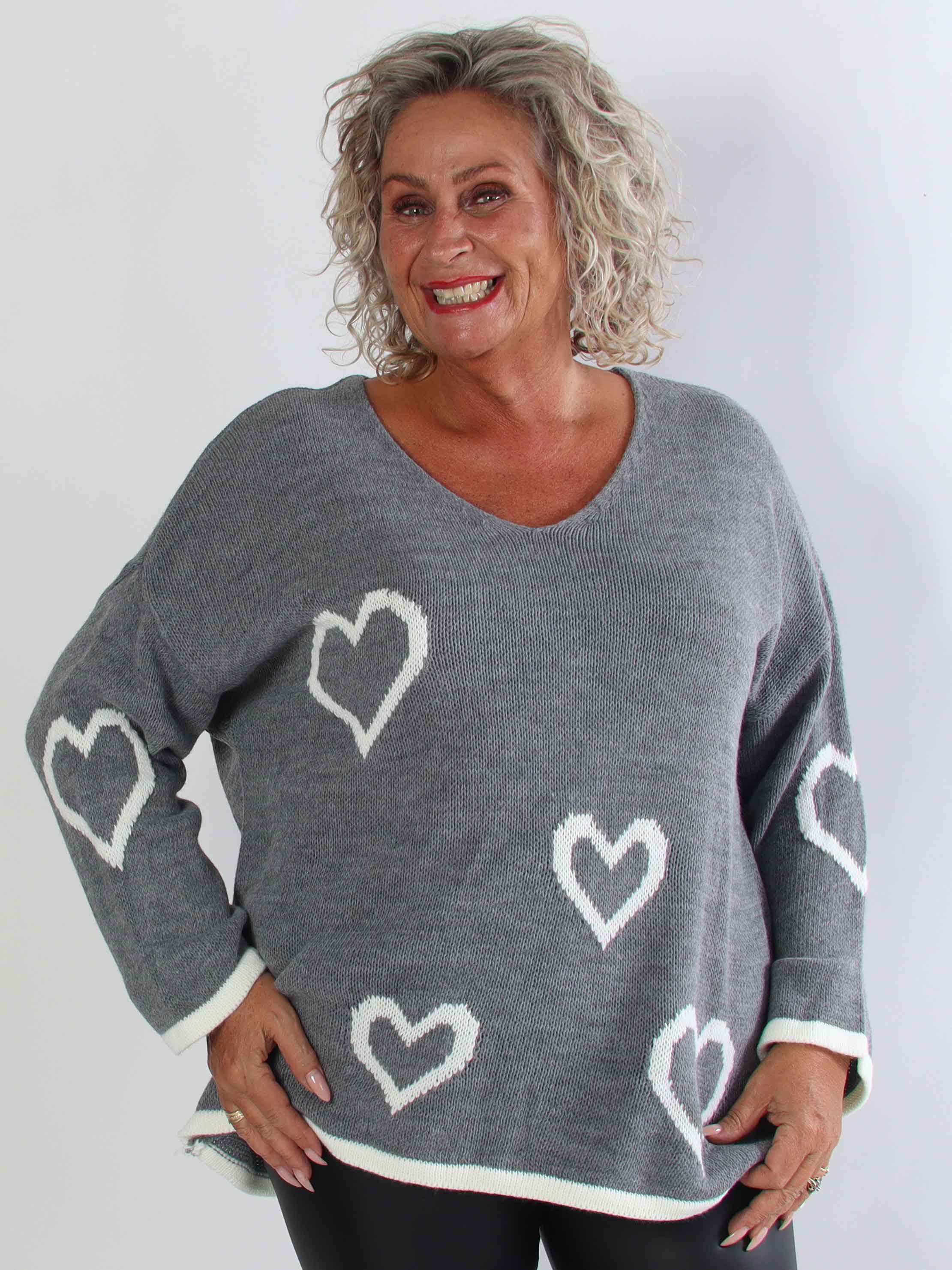 Vivianne - Sød plus size strikbluse med fine hjerter