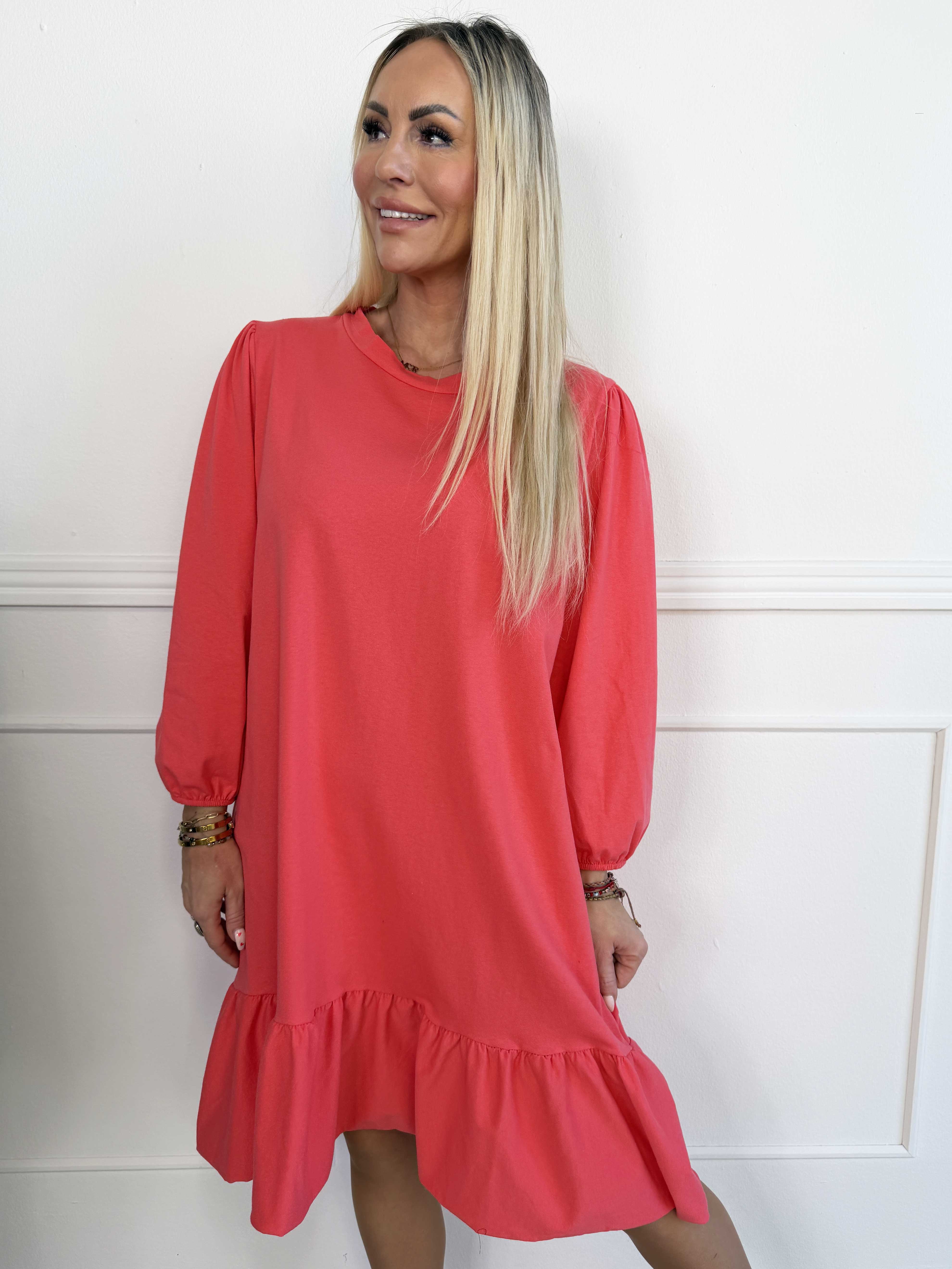 Zafira - Joggingkjole i bomuld med sød flæsekant