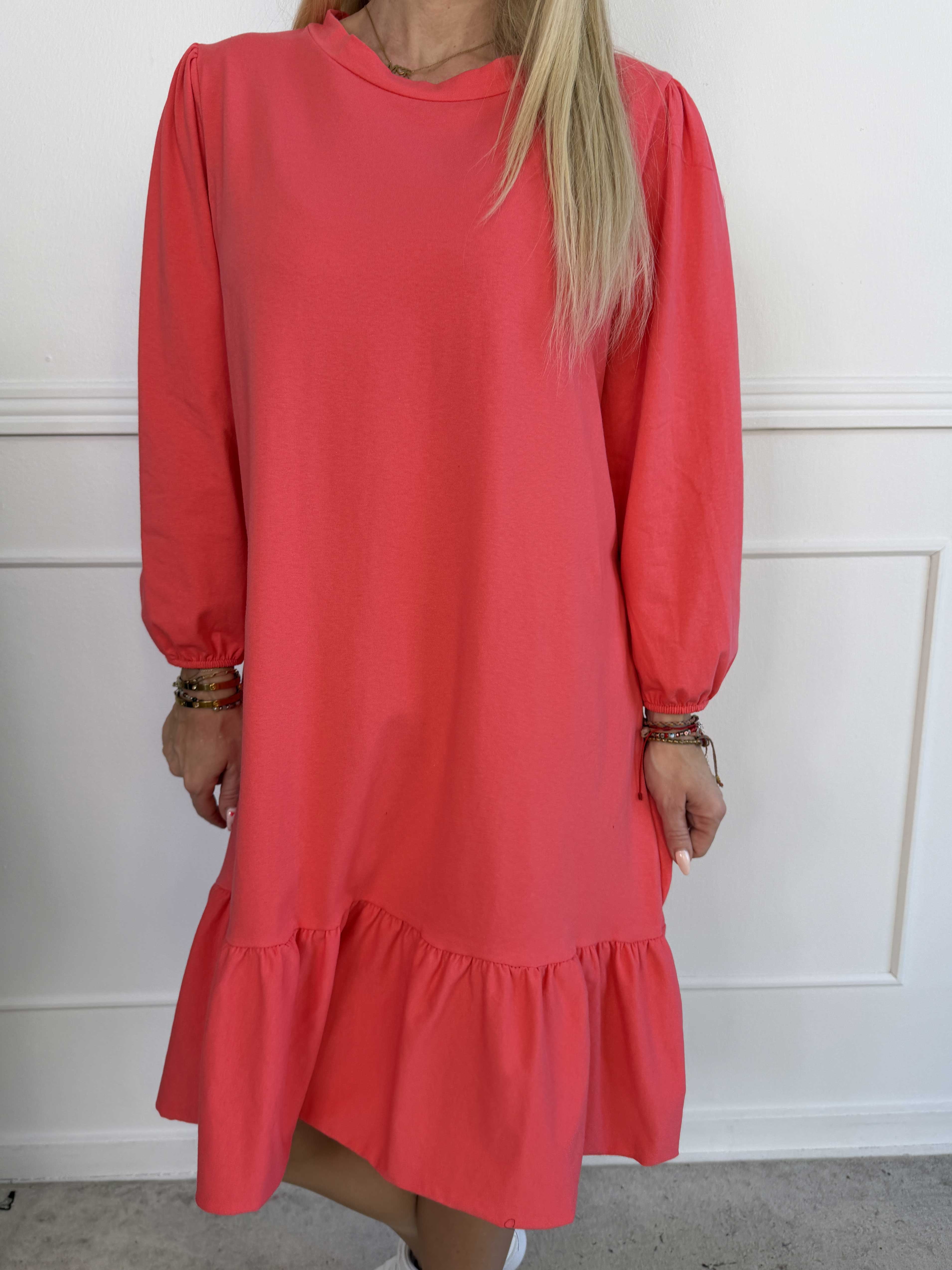 Zafira - Joggingkjole i bomuld med sød flæsekant