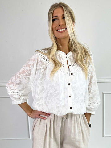 Brienne - Söt spetstunika med broderingar