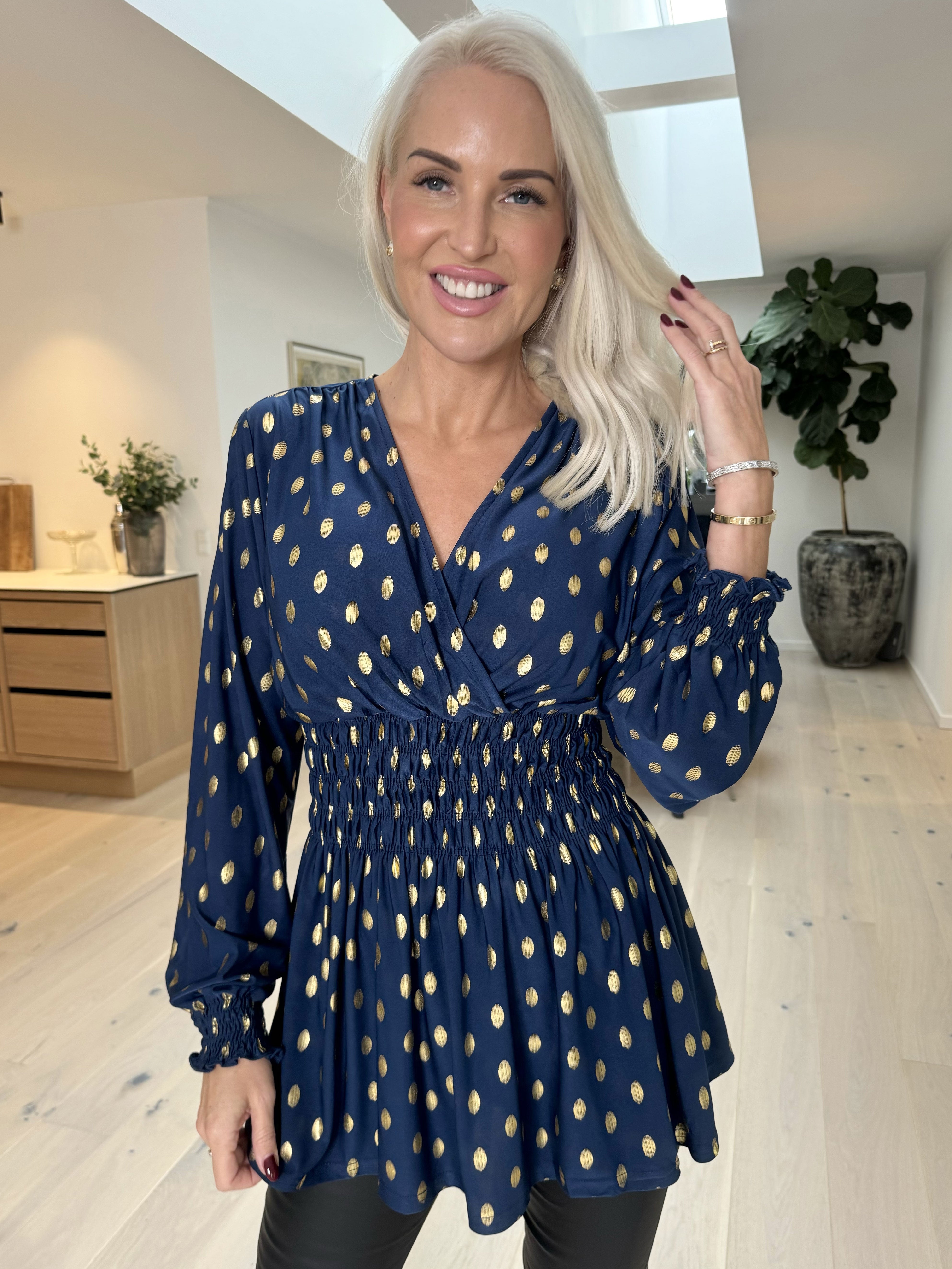 Pams Gold Dot Shirt L/S - Elastisk blus i skrynkelfritt tyg