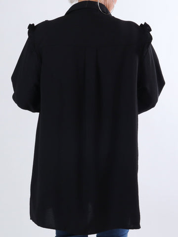 Ada - Fin skjorta i plus size med volanger