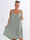 Ane - Söt sommarklänning i plus size med broderade axelband - Light green