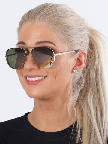 Anna - Svarta solglasögon med silverfärgade spegelglas
