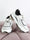 Kourtney - Vit och svart sneaker med reflekterande detaljer