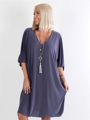 Jovana Dress - Klänning med fladdermusärmar och låg rygg