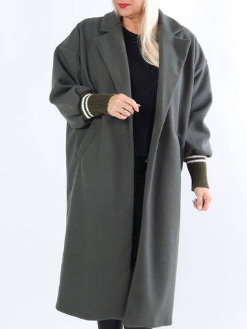 Nitas - Plus size övergångsjacka med stickad del på ärmen