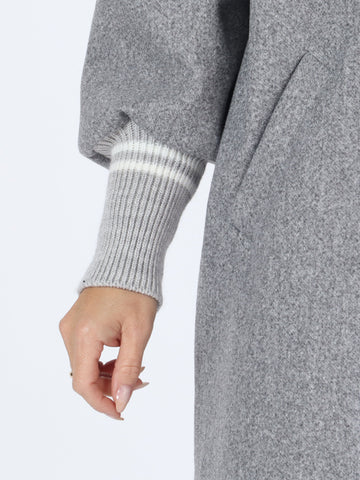 Nitas - Plus size övergångsjacka med stickad del på ärmen