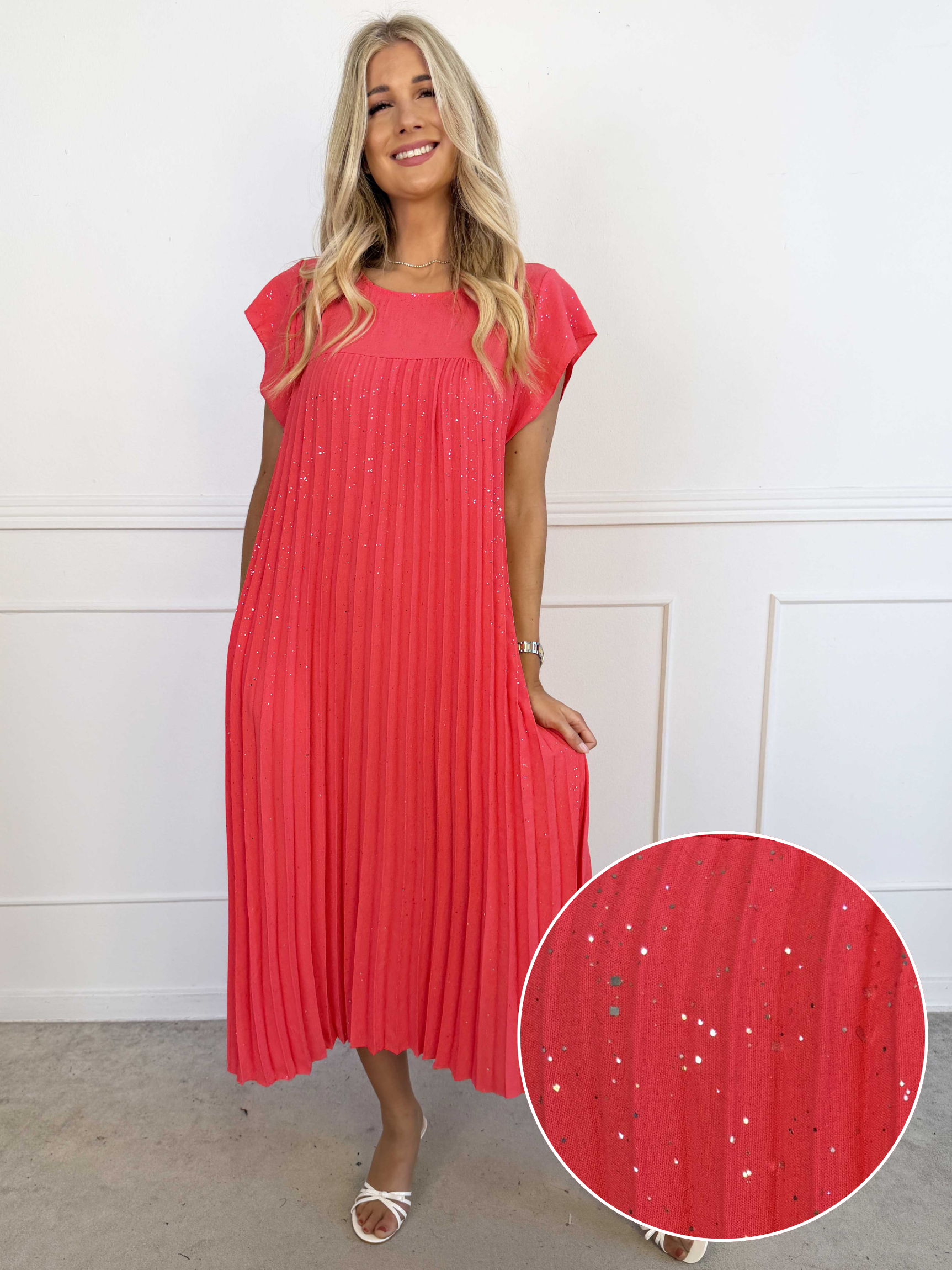 Nancy Glitter - Lång klänning med veck och fickor