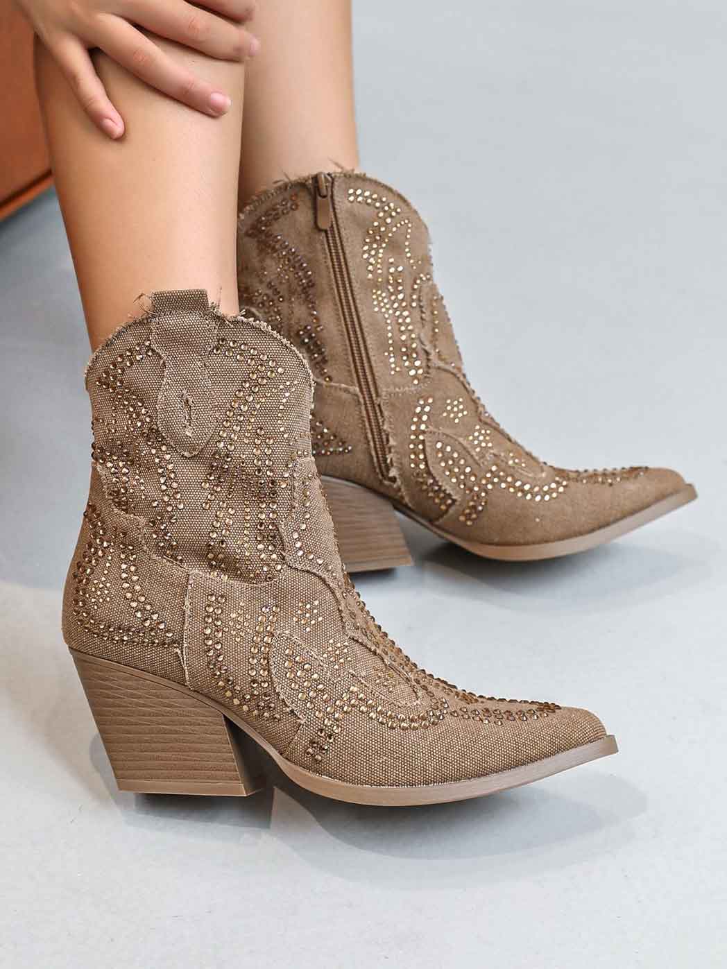 Cathrine - Cowboystövlar med gjutform