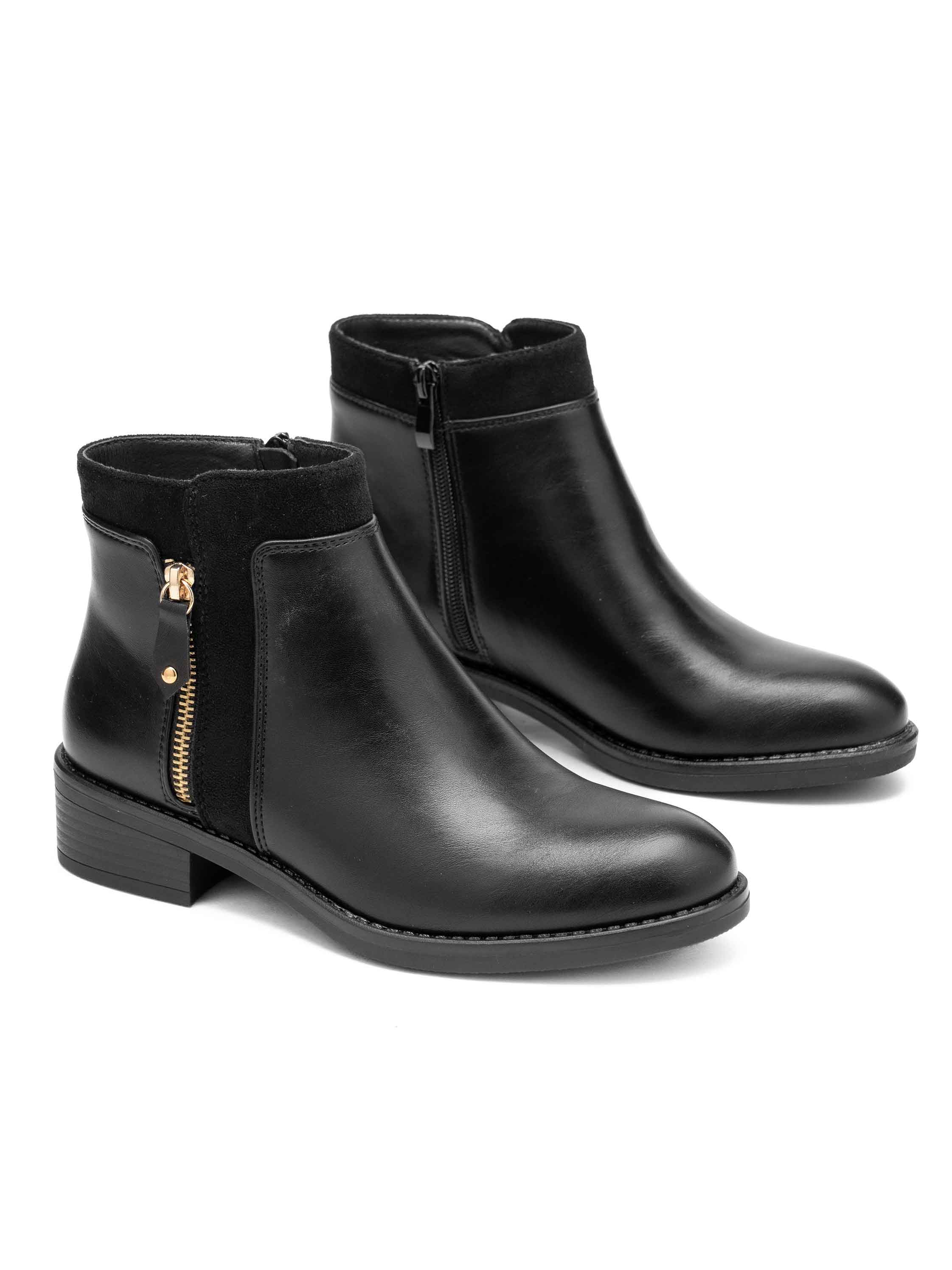 Reese - Ankelstövlar med guldfärgad dragkedjedetalj