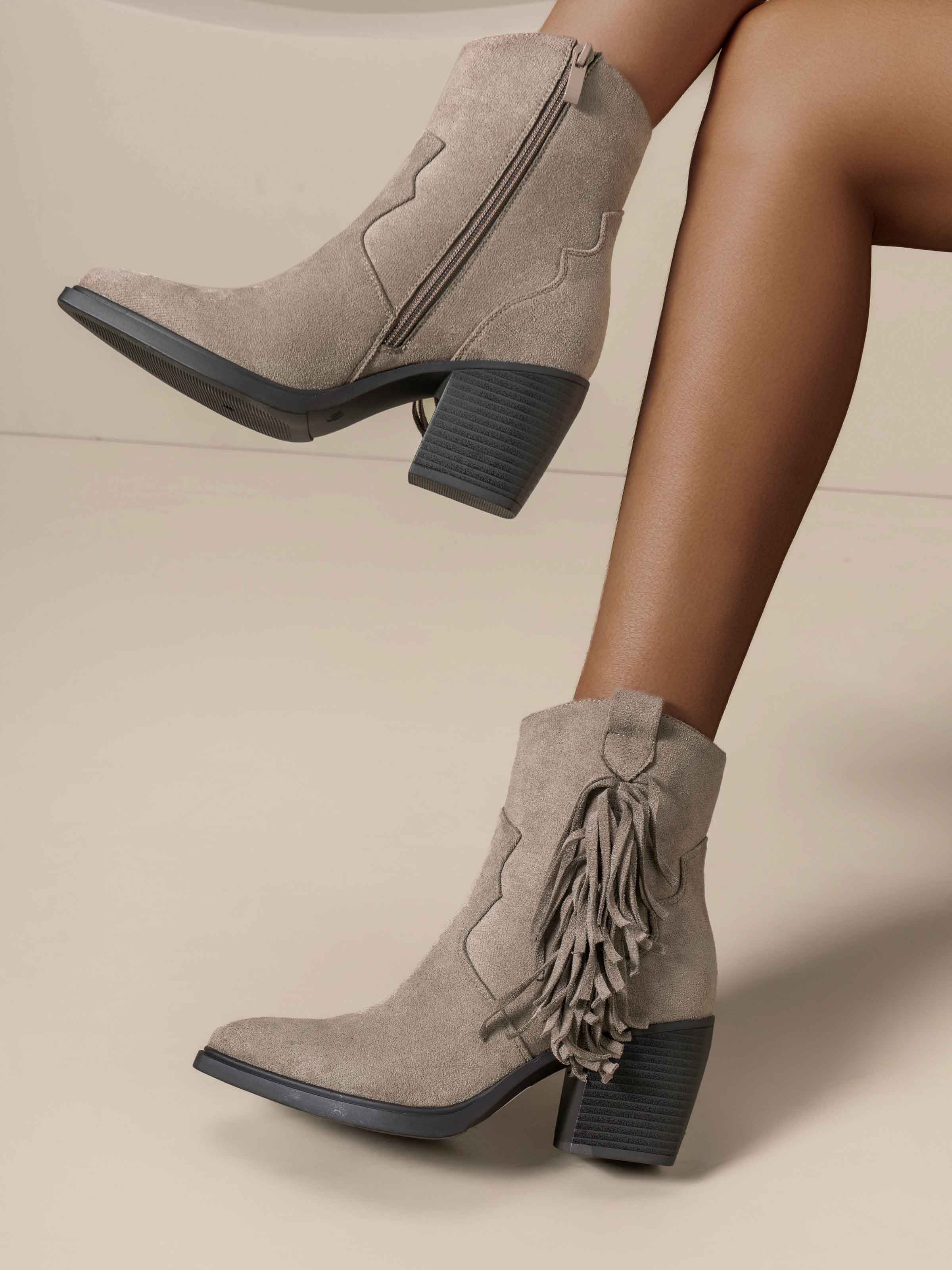 Hecuba - Korta cowboystövlar med fransar