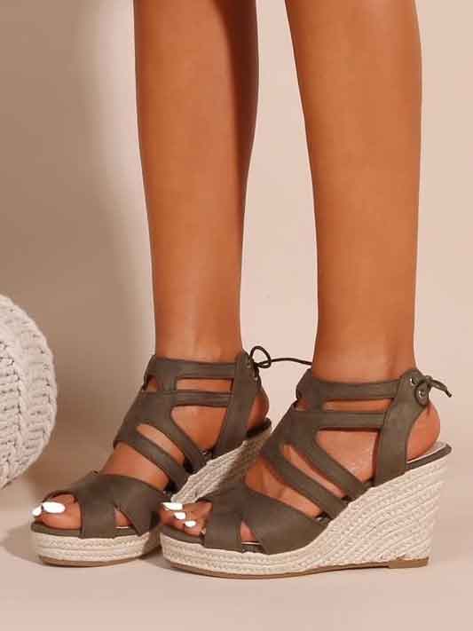 Isabelle - Söta sandaler med kilklack