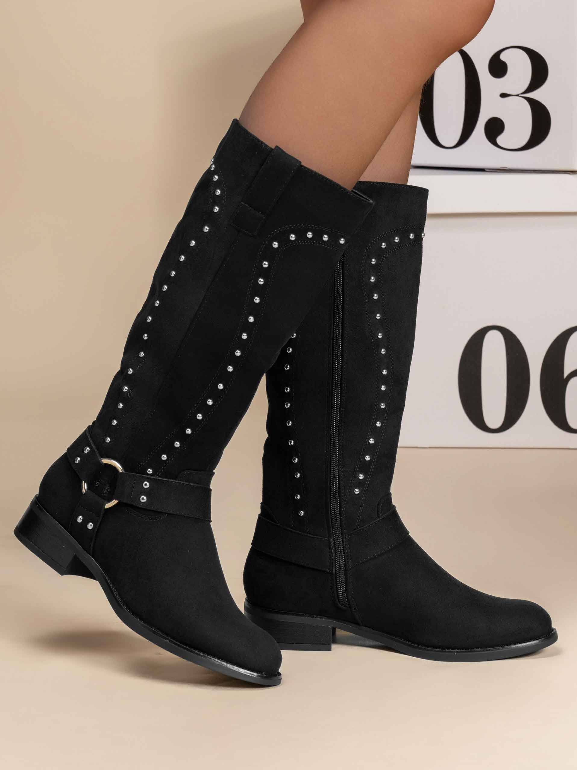 Scottie - Stövlar i mockaimitation med silvriga nitar