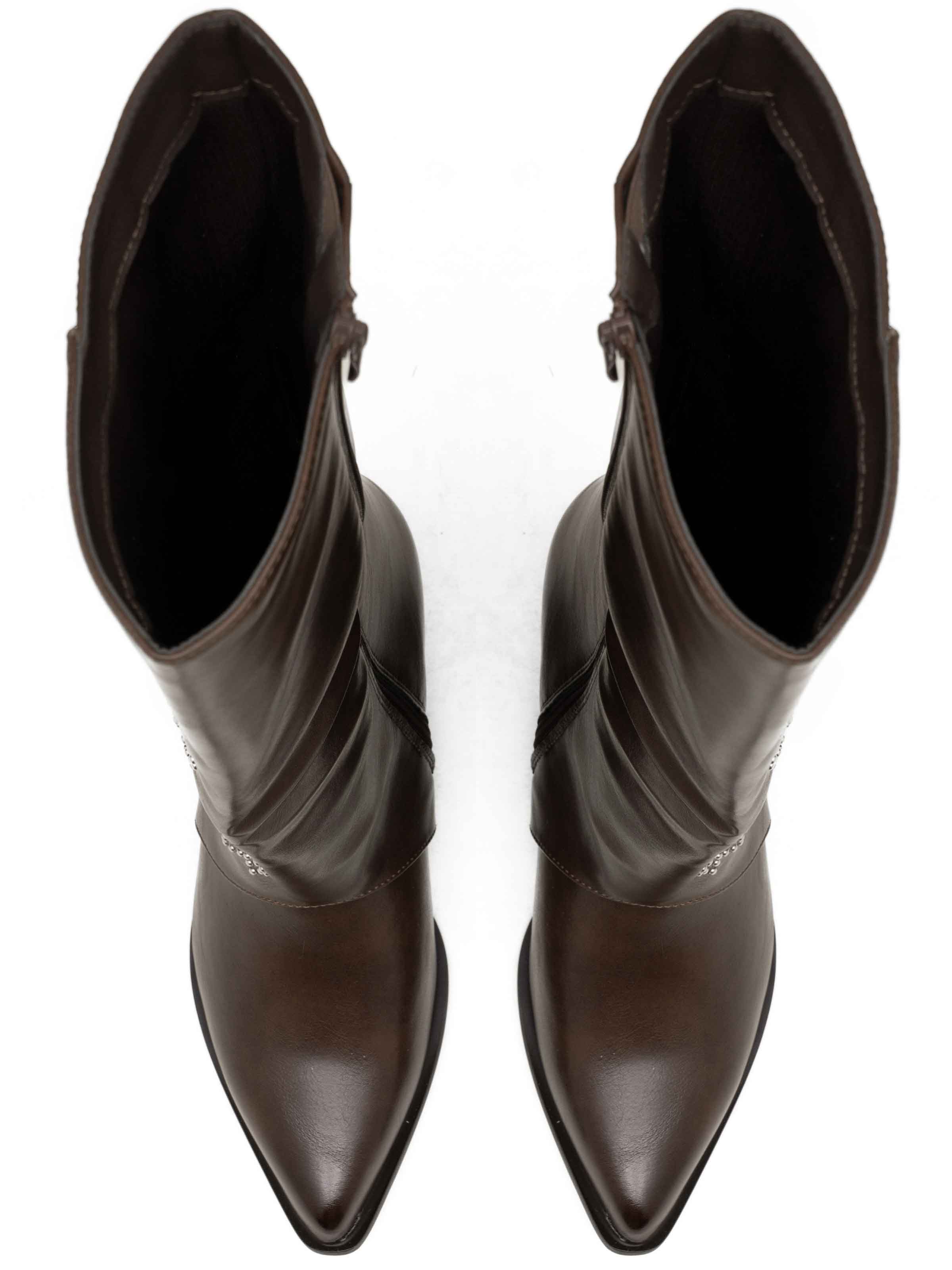 Shiri - Cowboystövlar med små runda nitar