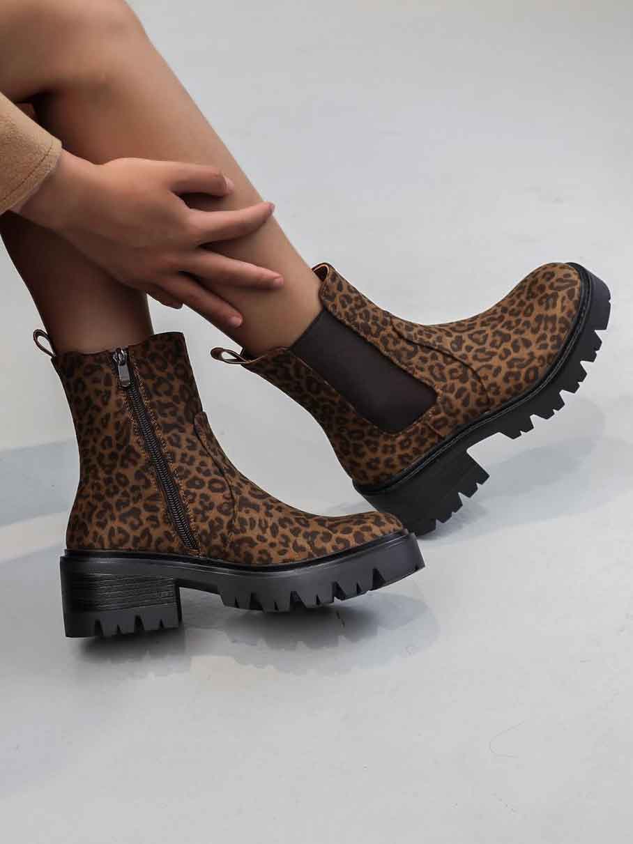 Ourania - Stövlar med chunky sula