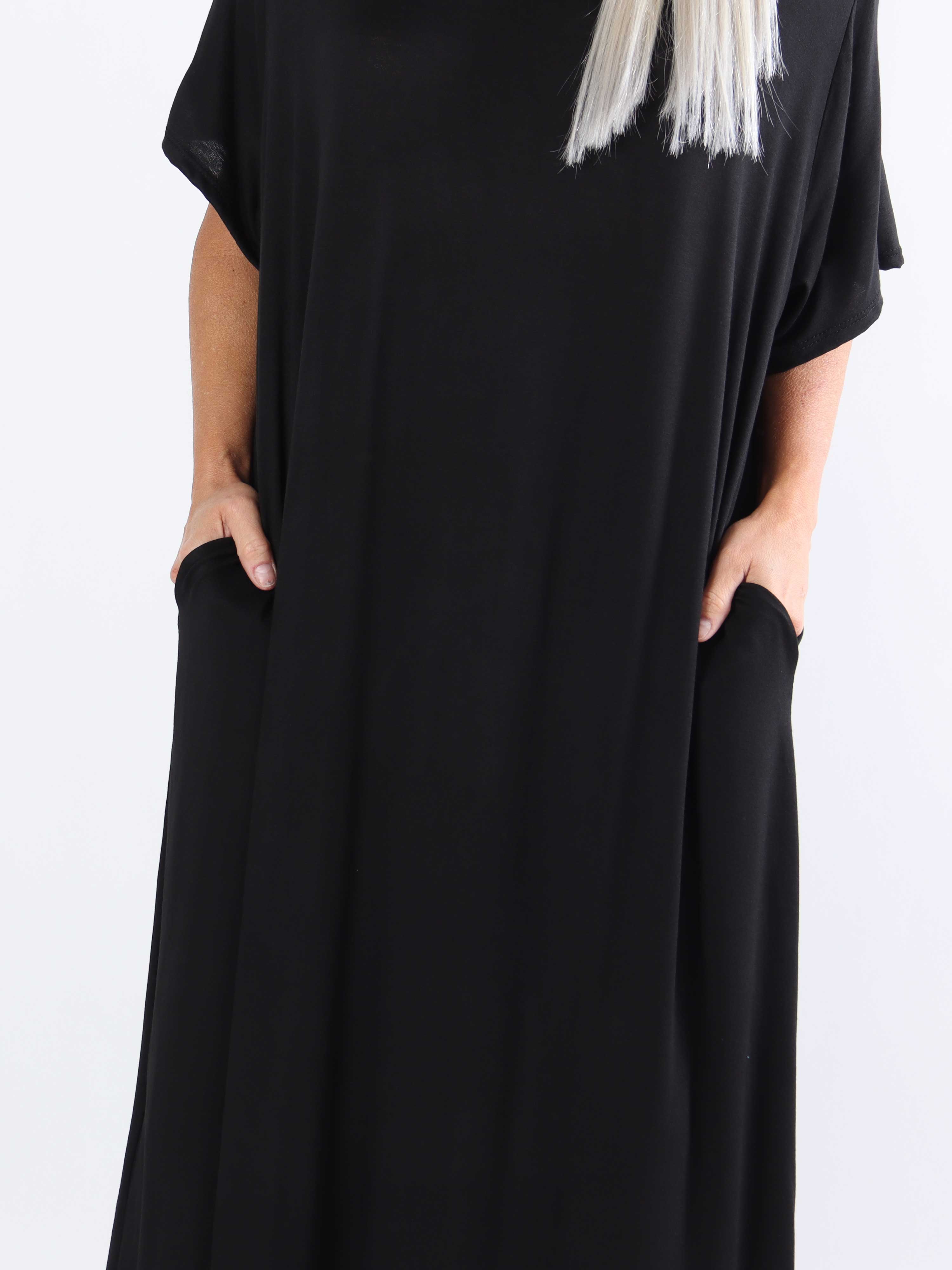 Abbie - Lång plus size t-shirtklänning i viskostyg som andas