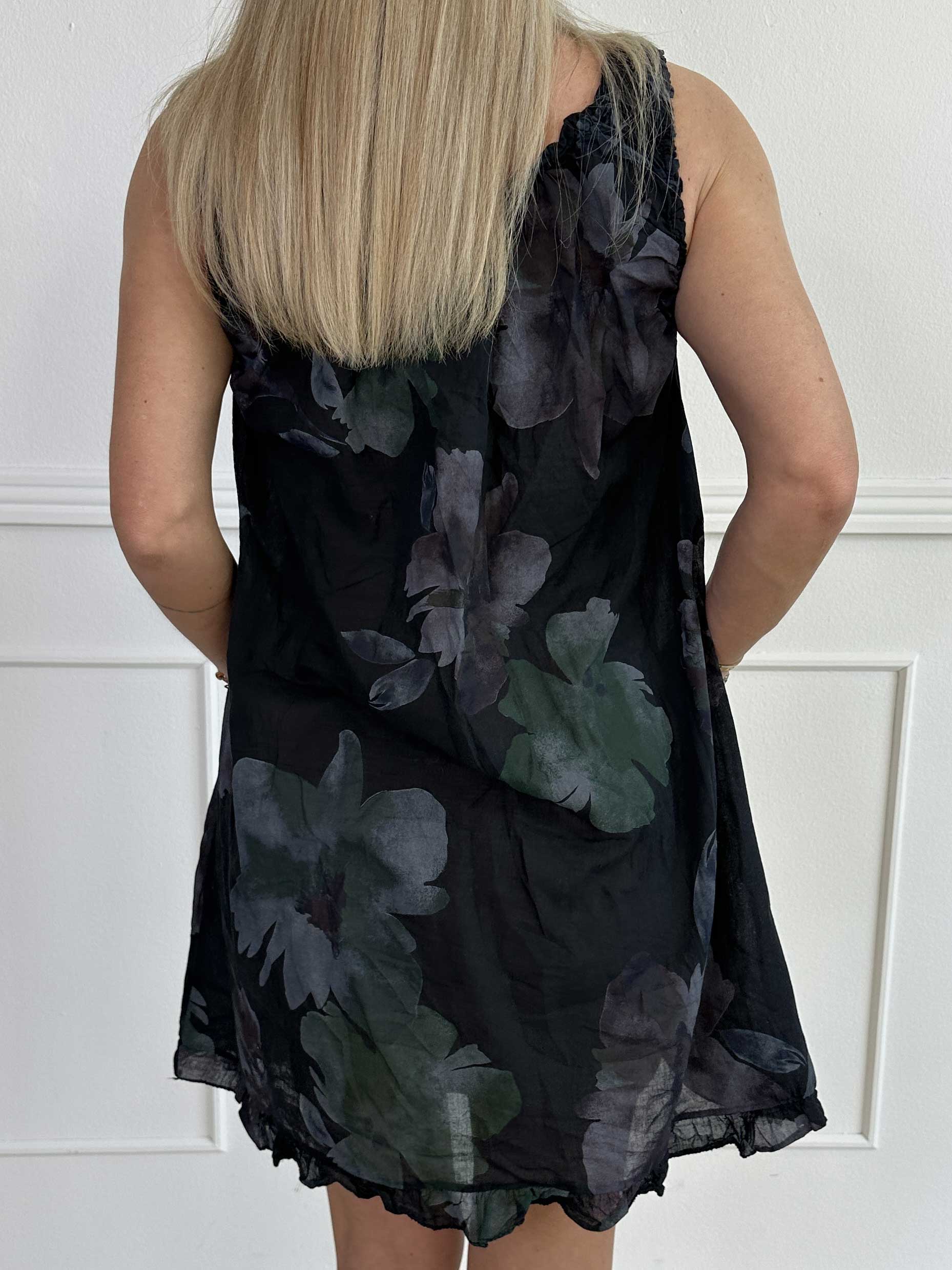 Achlys - Lätt och luftig tunikaklänning med blommigt mönster