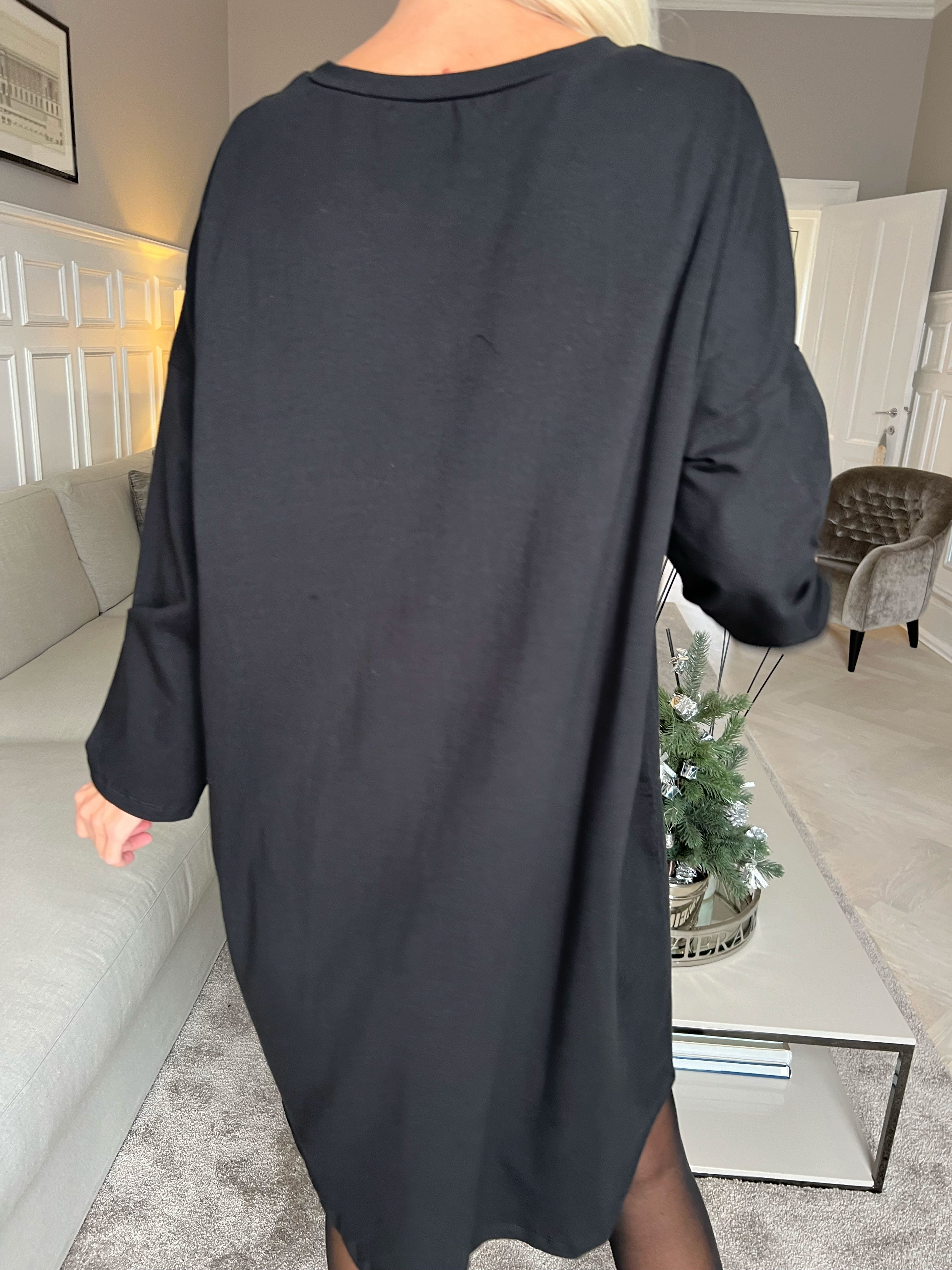 Ada - Klänning i bomull med tryck i faux lustre