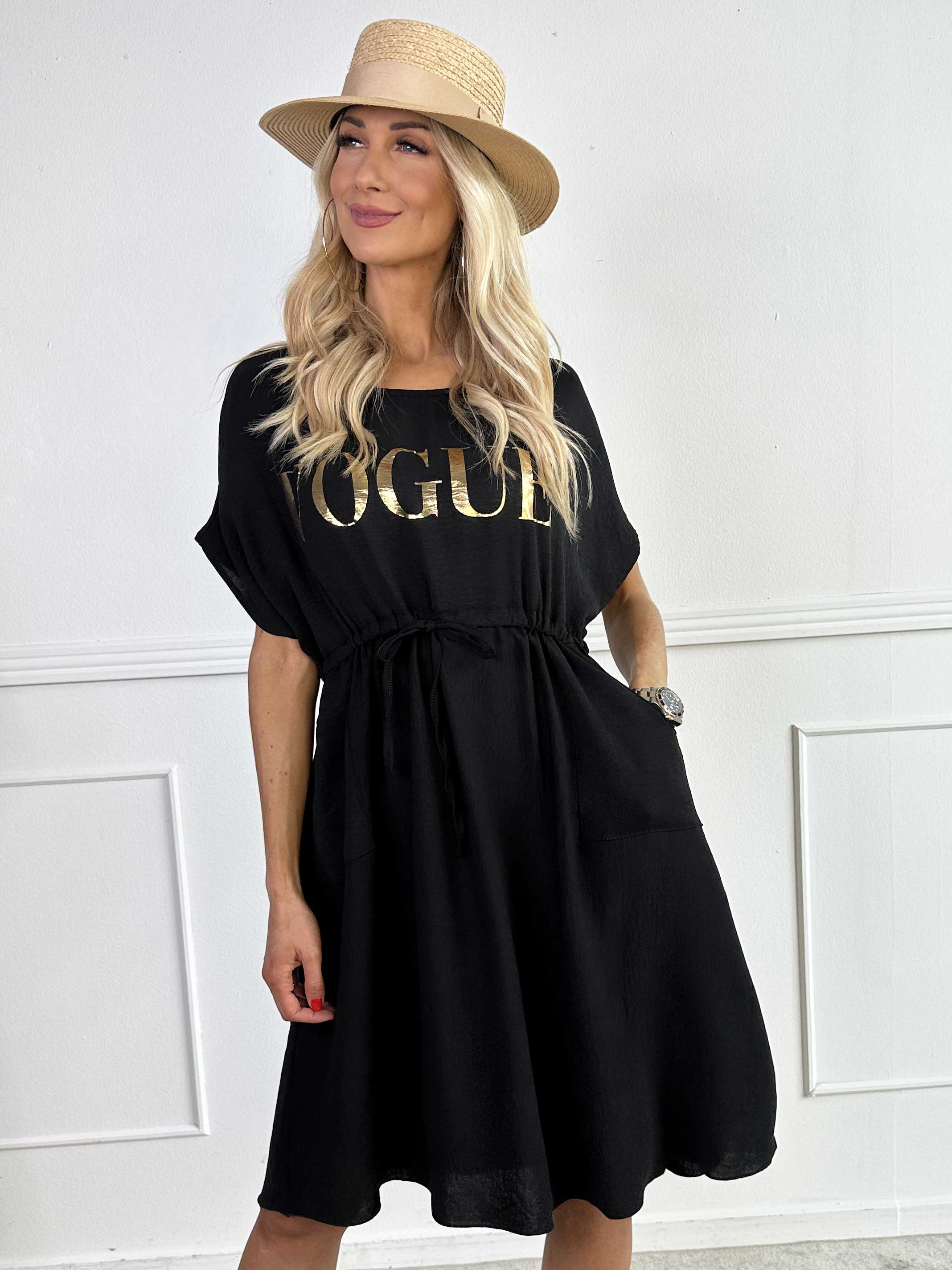 Ada - Söt klänning med vogue över bröstet