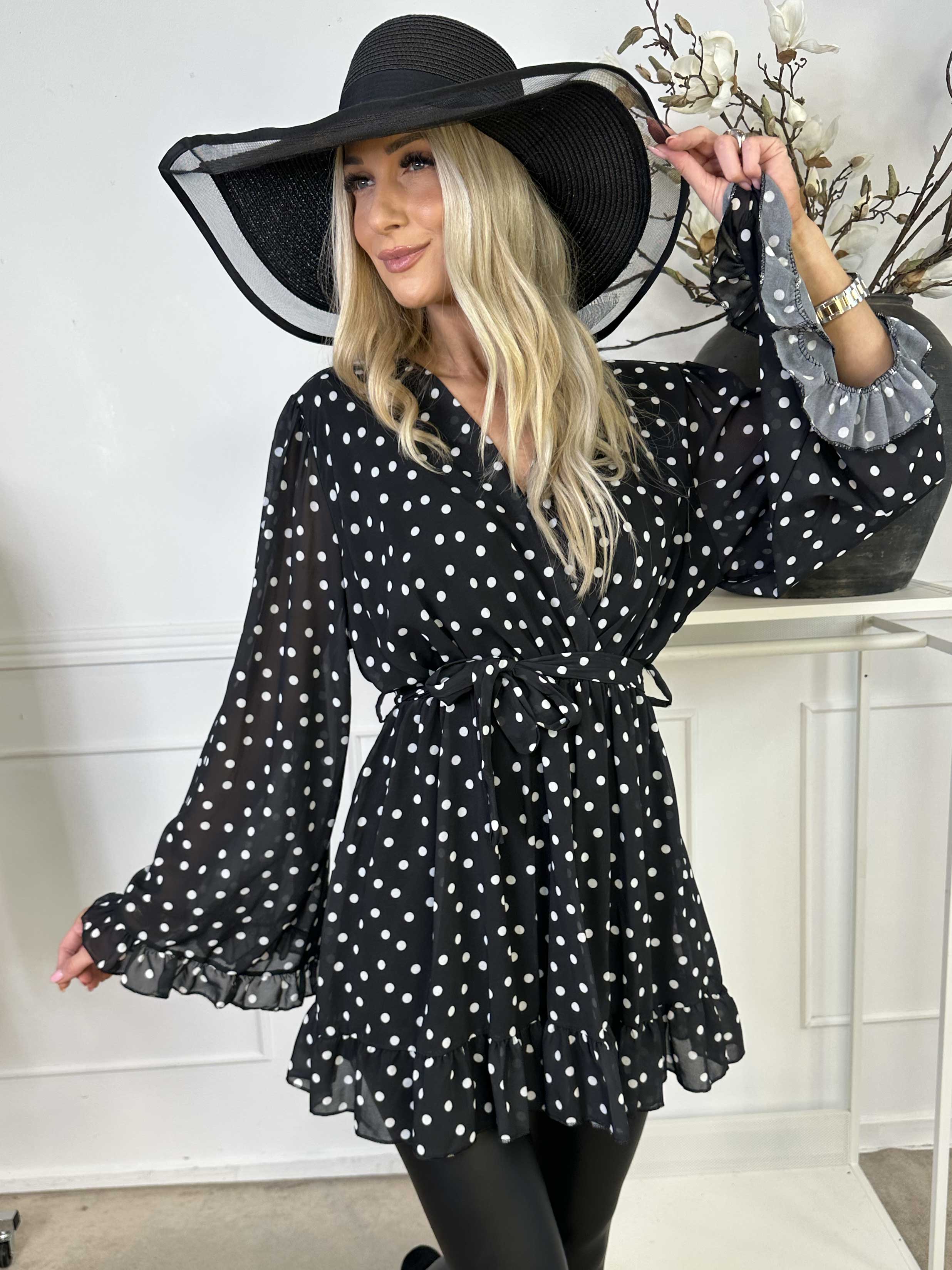 Adelina - Lång tunika i chiffong med volanger