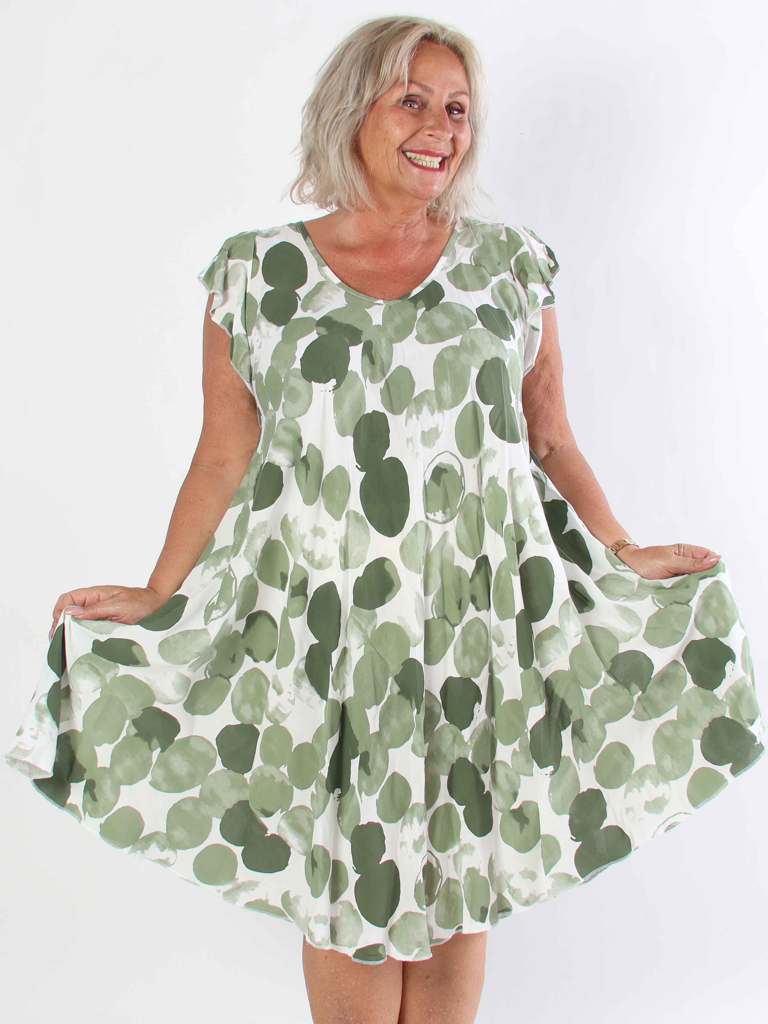 Akantha  - Mönstrad plus size sommarklänning i lätt viskos