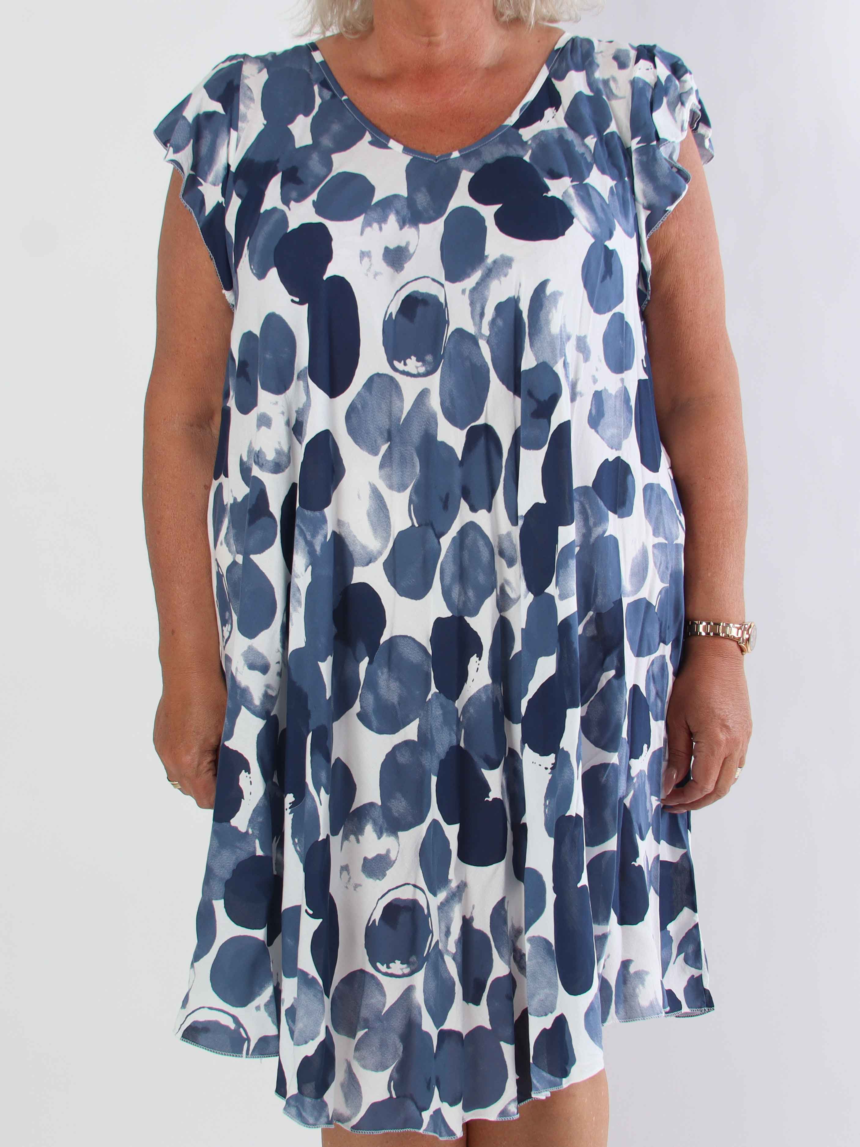 Akantha  - Mönstrad plus size sommarklänning i lätt viskos