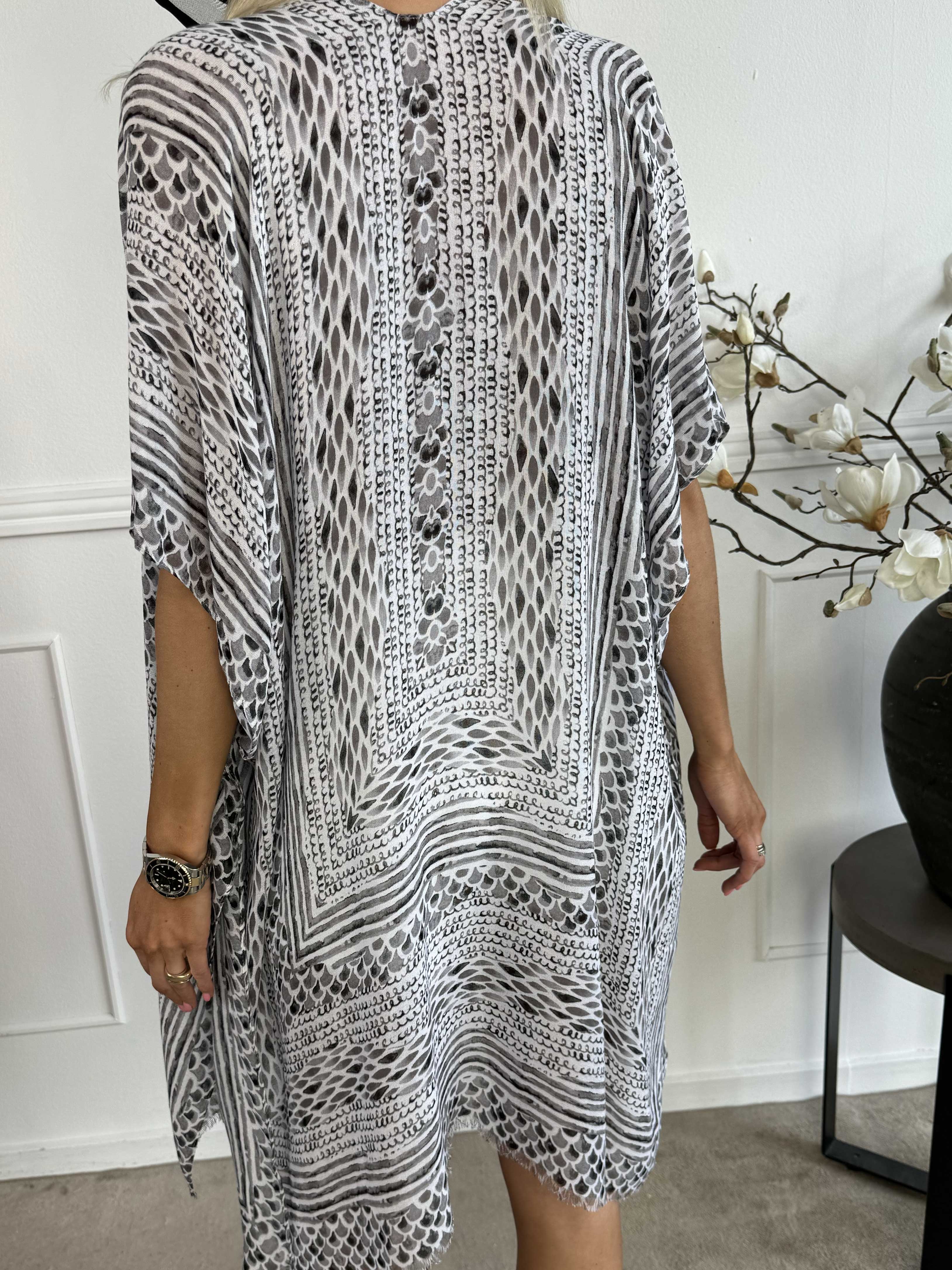 Alexandrine snake - Lätt och luftig kimono i bomull