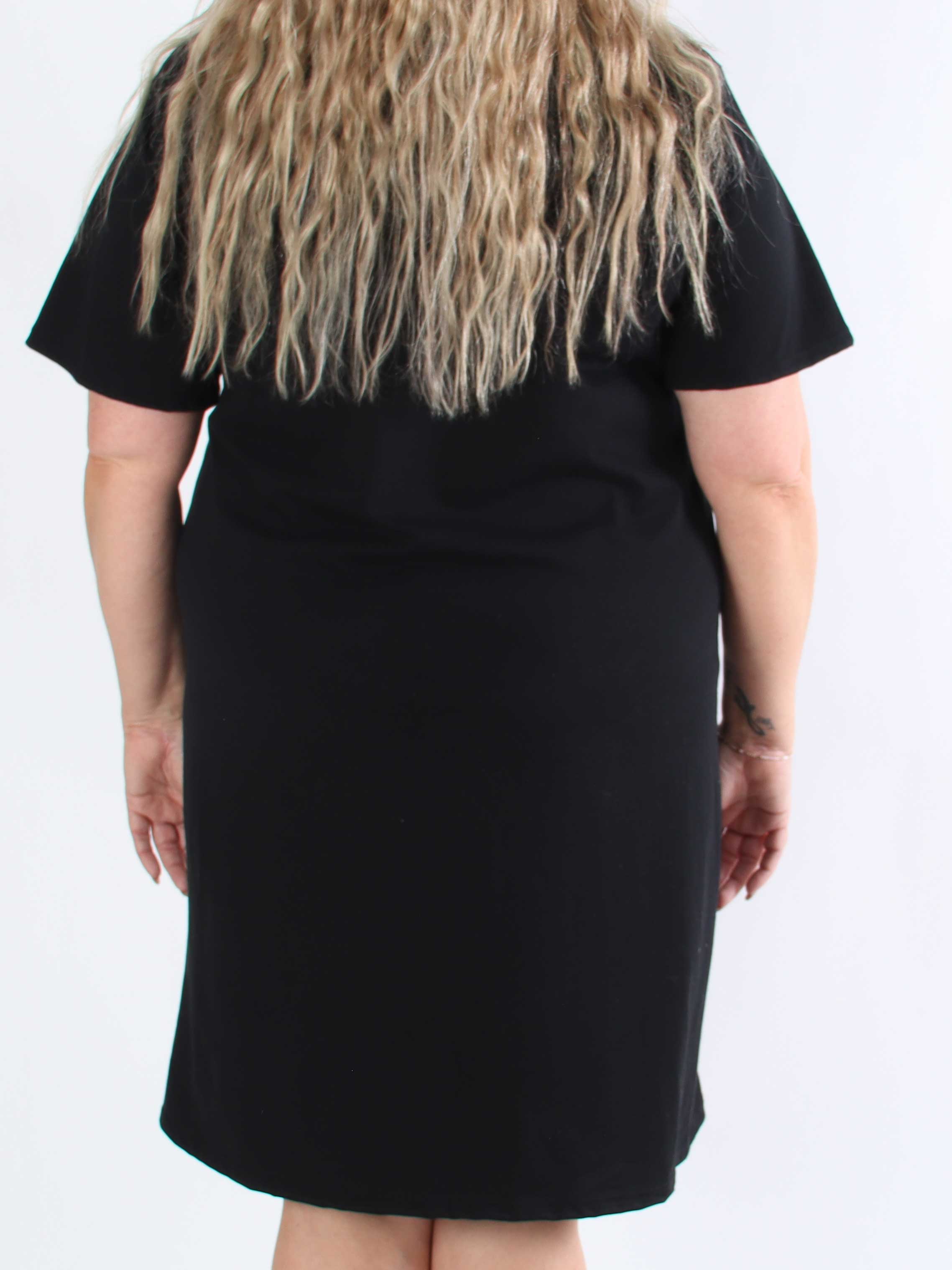 Alice - Plus size-klänning i bomull med Paris stående på bröstet