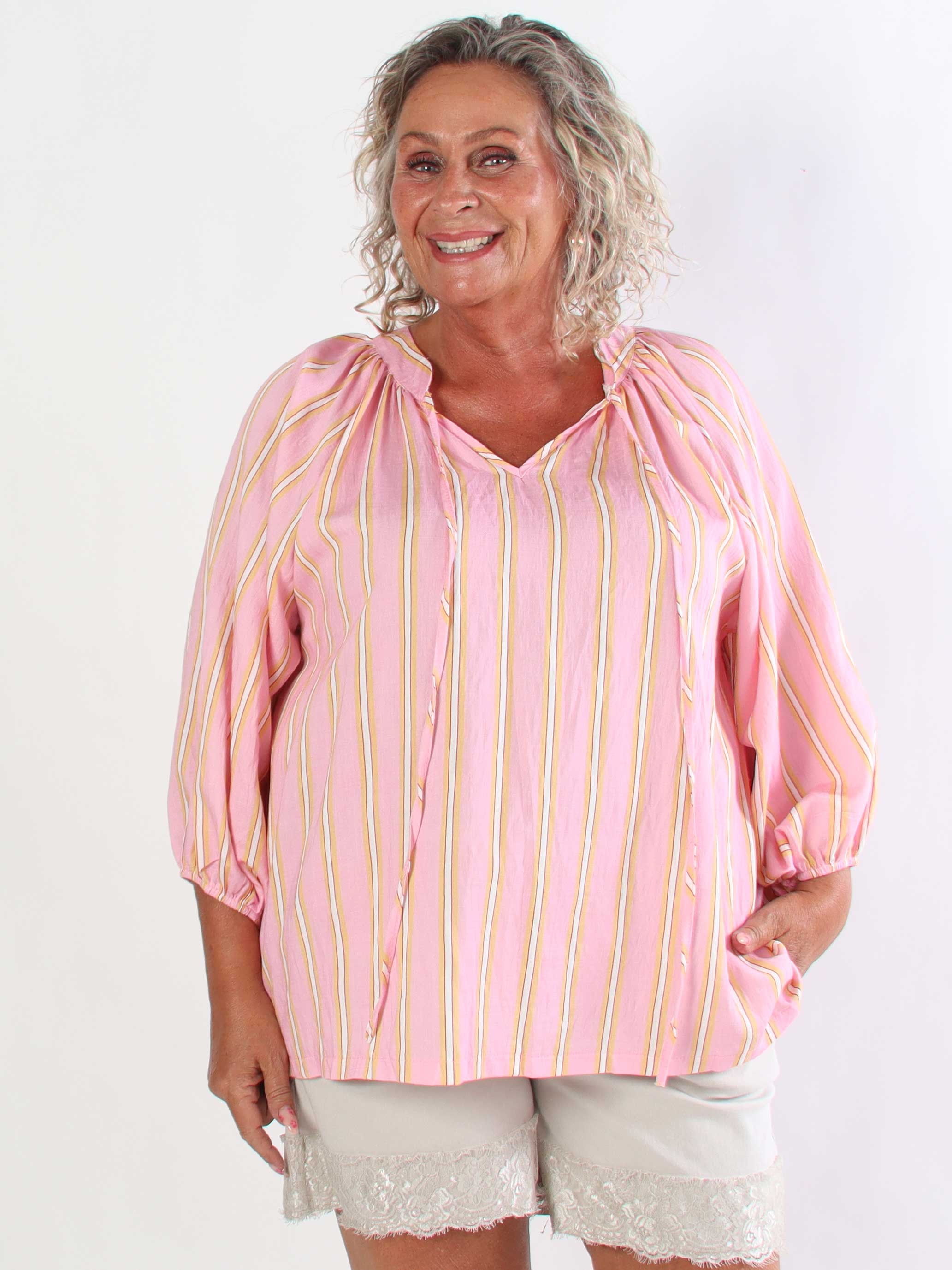 Amidala Shirt - Randig plus size tunika i en lätt viskosblandning med vackra ballongärmar