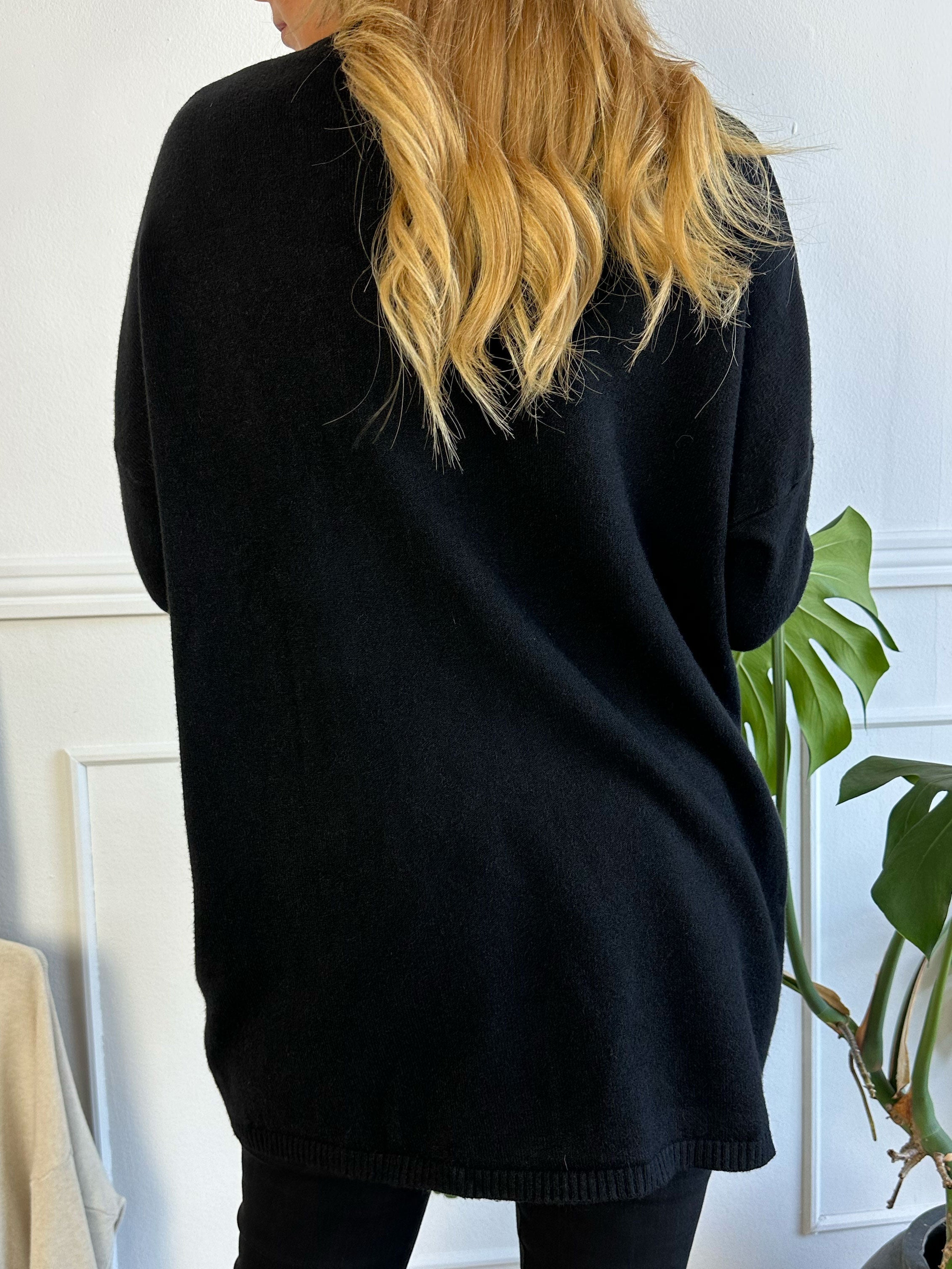 Amora - Lång mjuk tröja