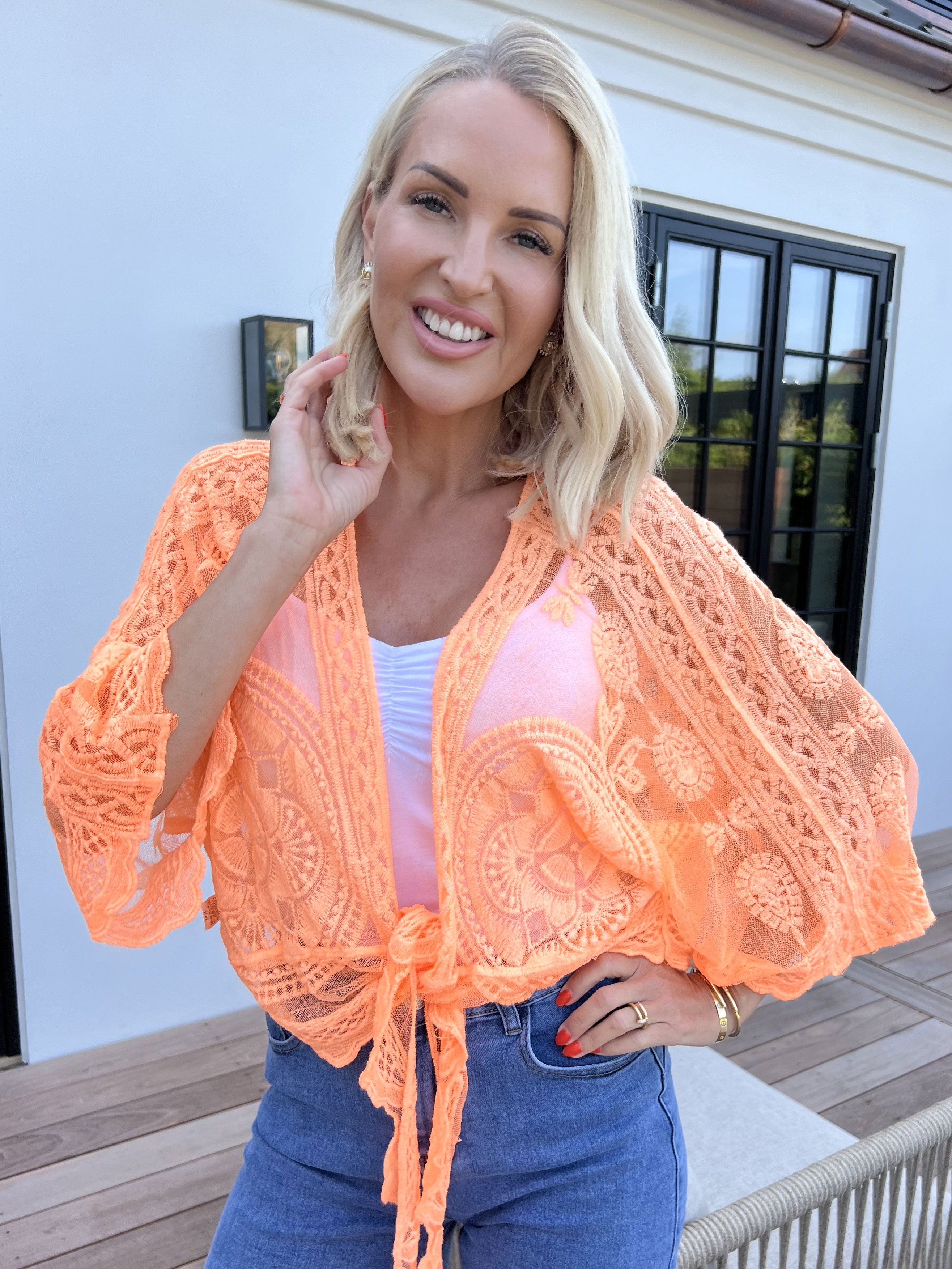 Andromeda - Söt kort kofta i spets