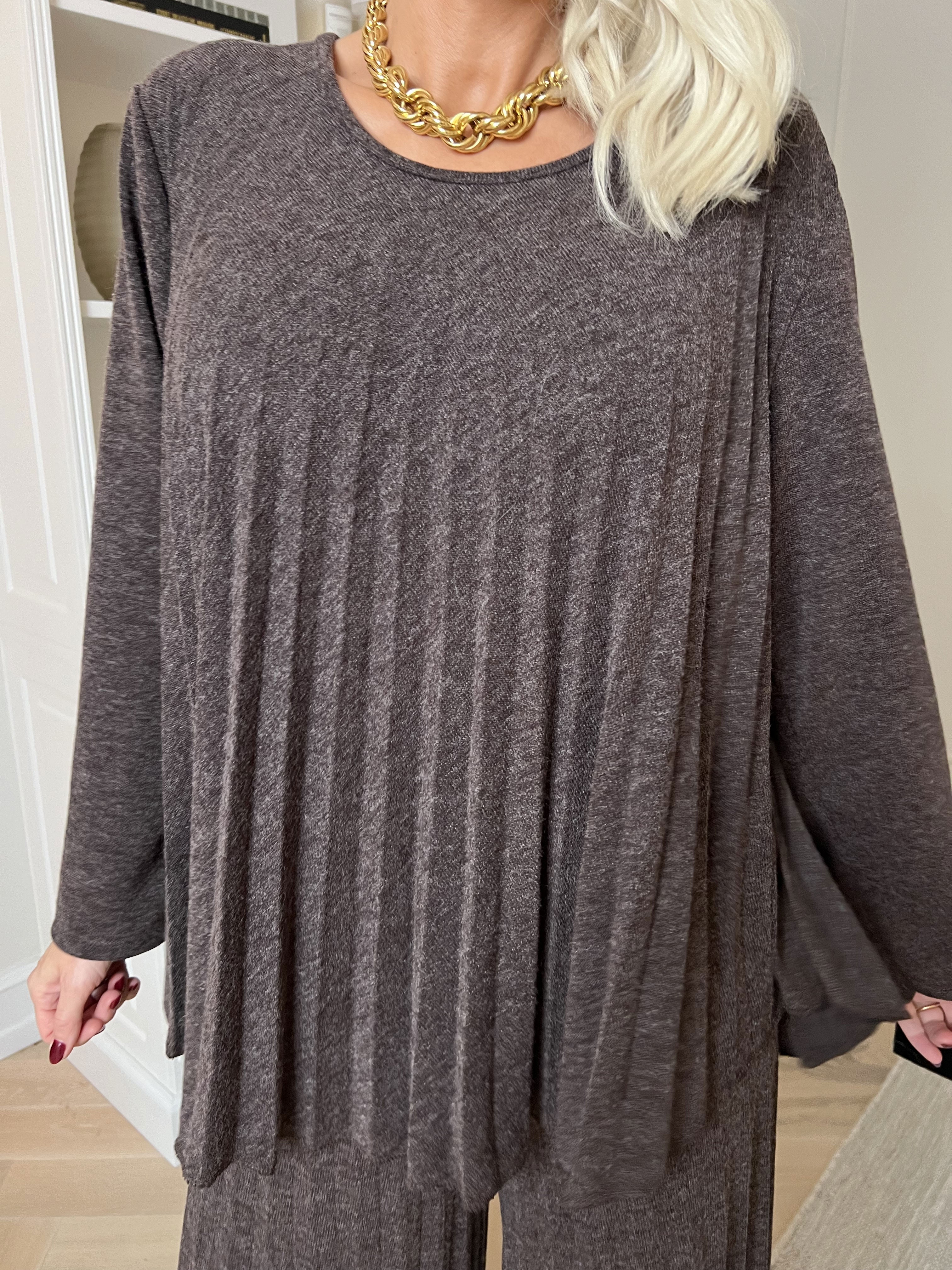 Anita Shirt - Blød plisseret strikbluse i viskose og uld