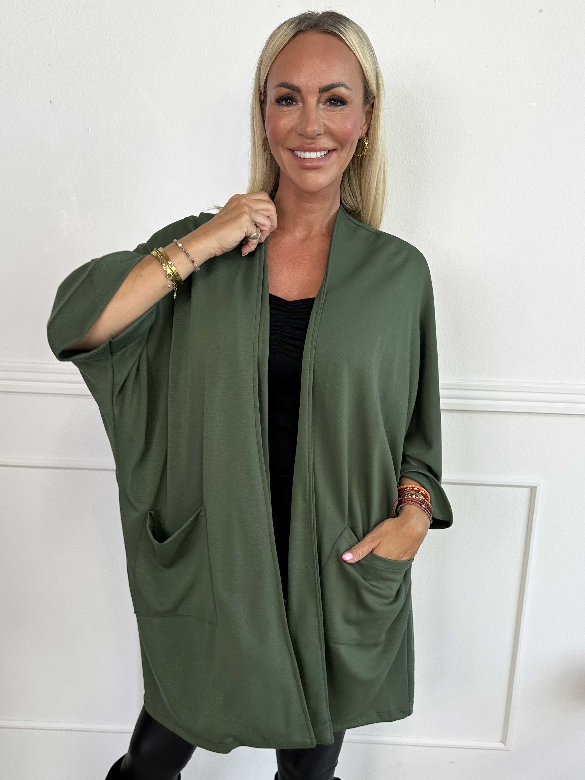 Annah Cardigan - Mjuk oversized kofta med fickor