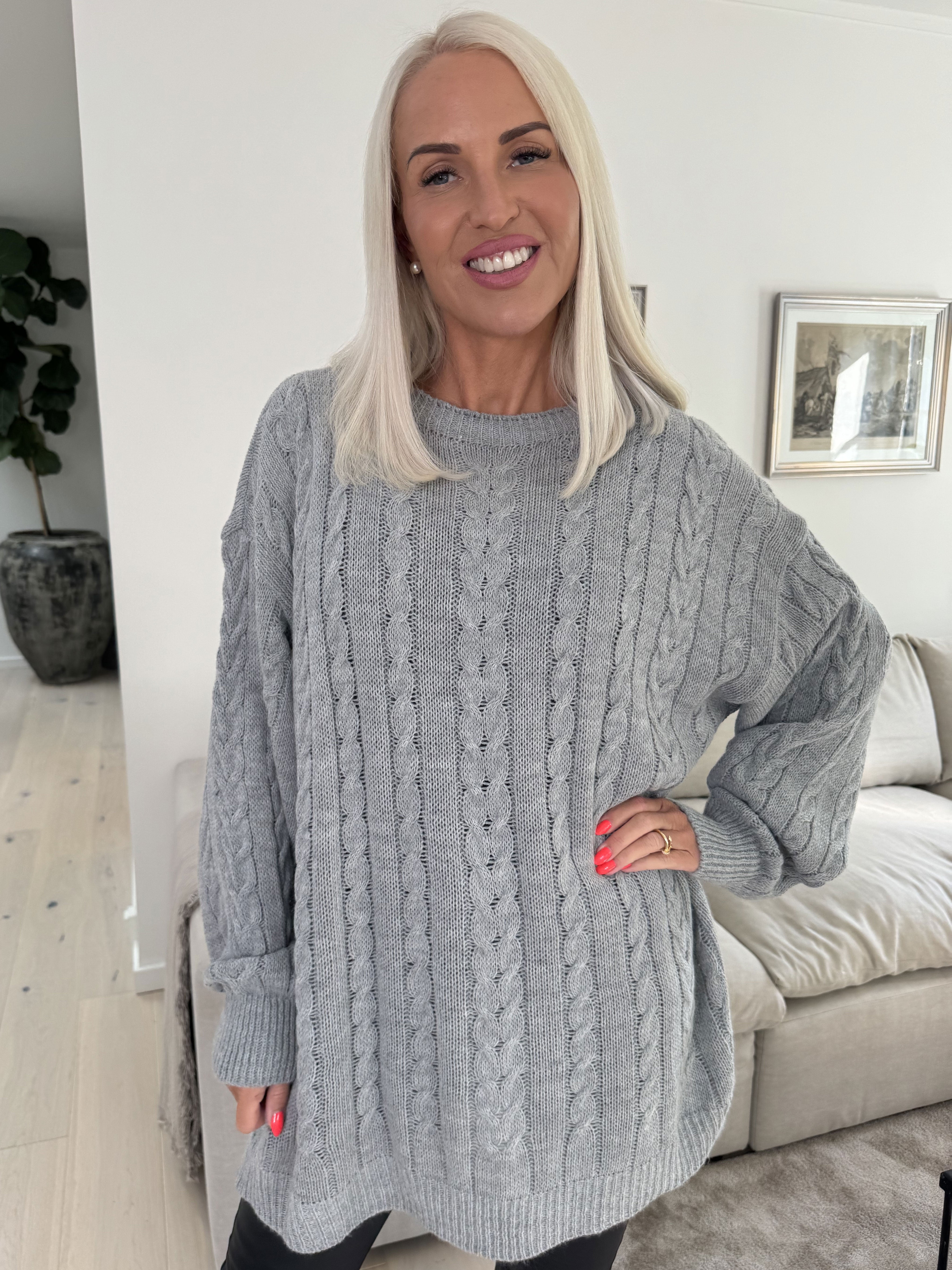 Annisa - Kabelstickad kofta och tröja