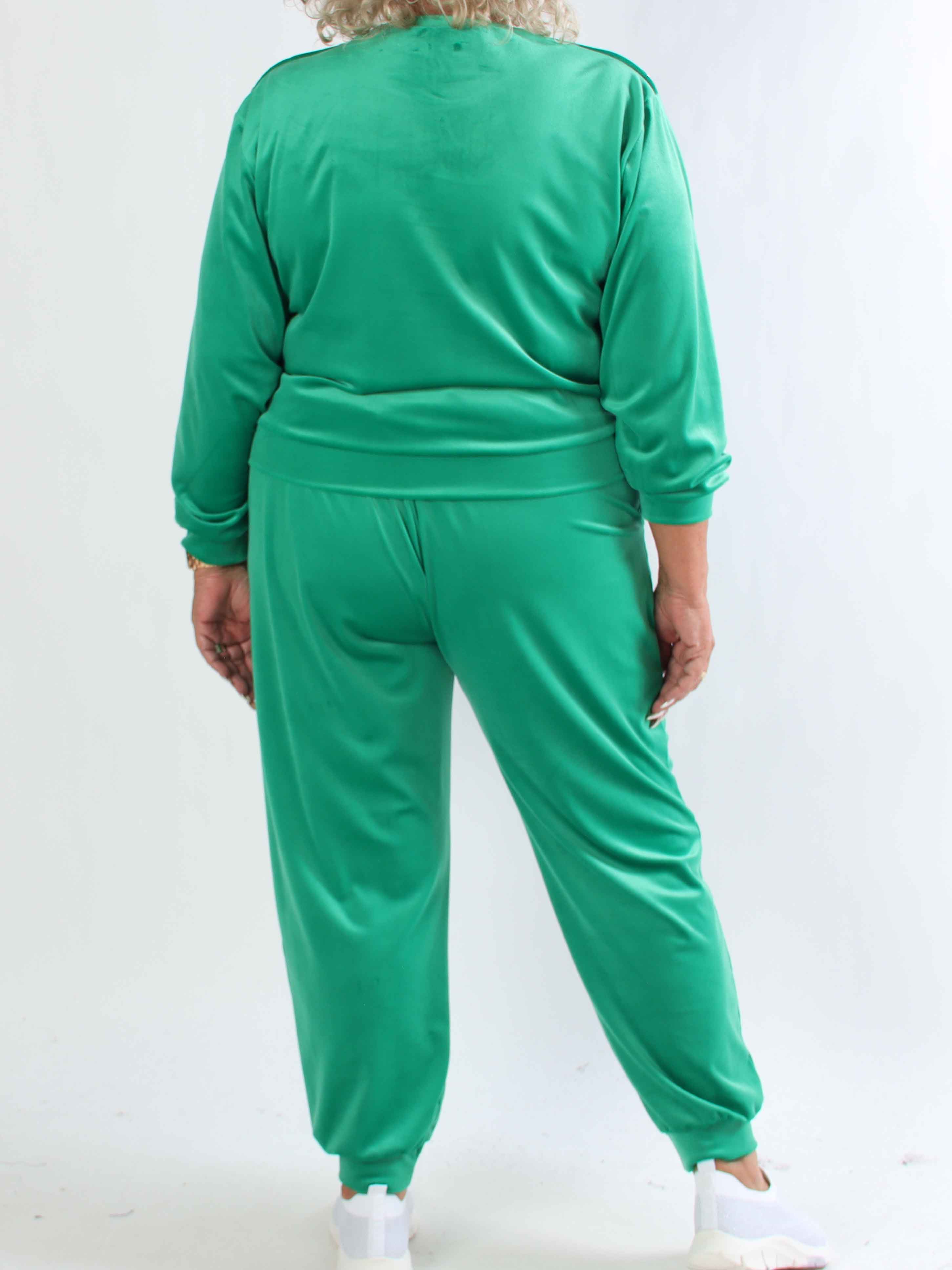 Arina - Mjuk velour plus size mjukisset med guldknappar