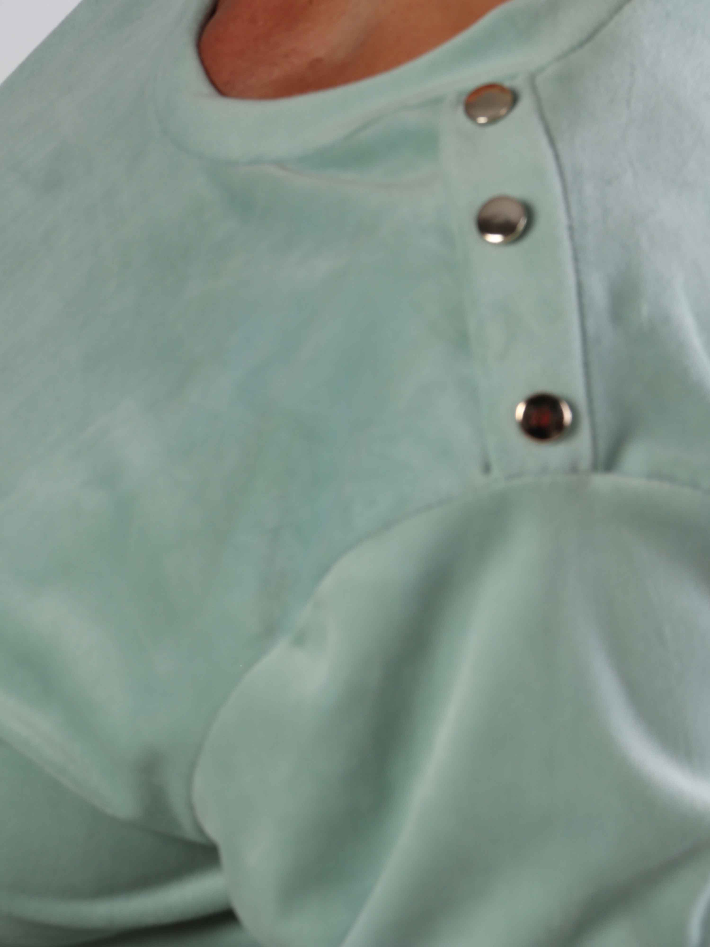 Arina - Mjuk velour plus size mjukisset med guldknappar