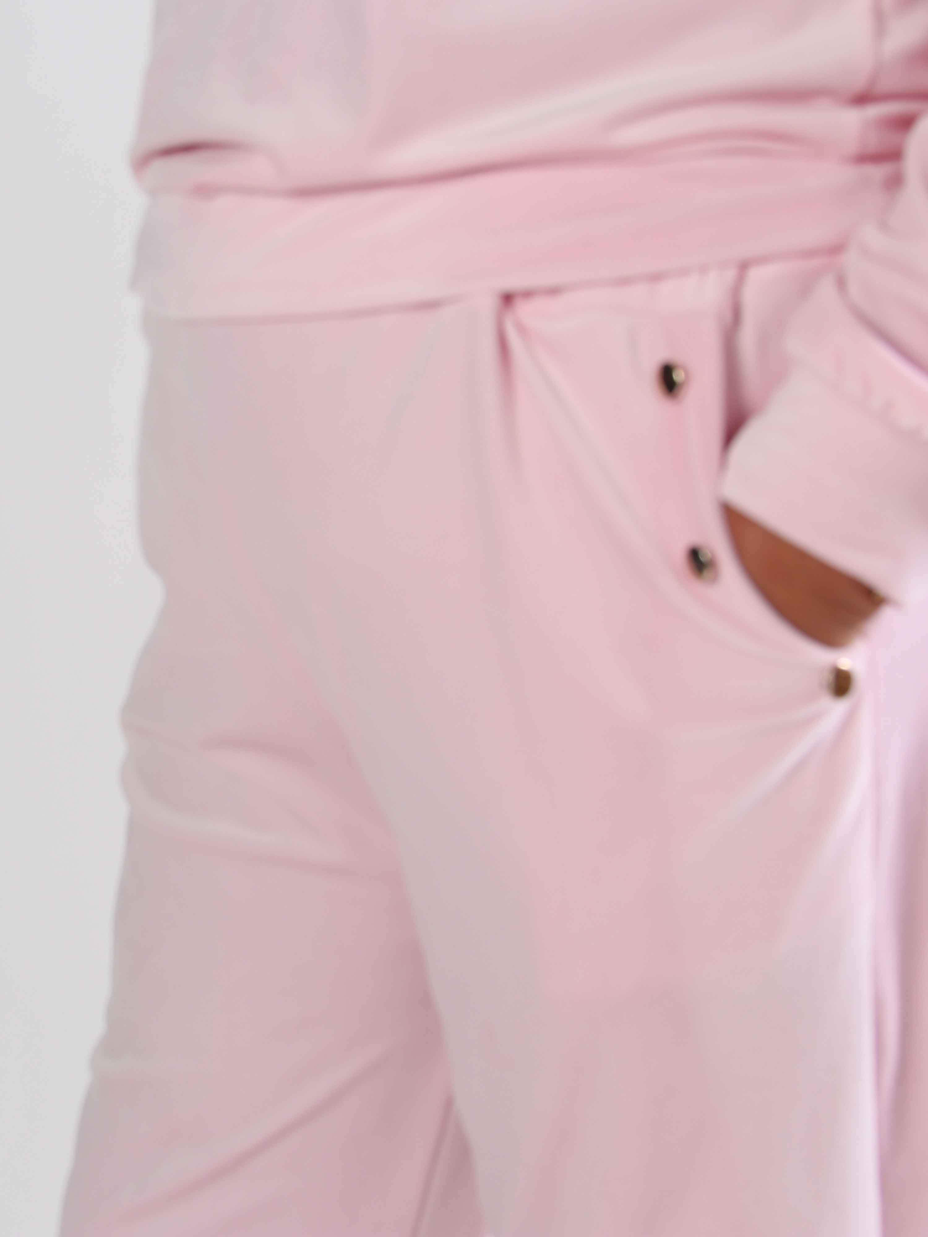 Arina - Mjuk velour plus size mjukisset med guldknappar