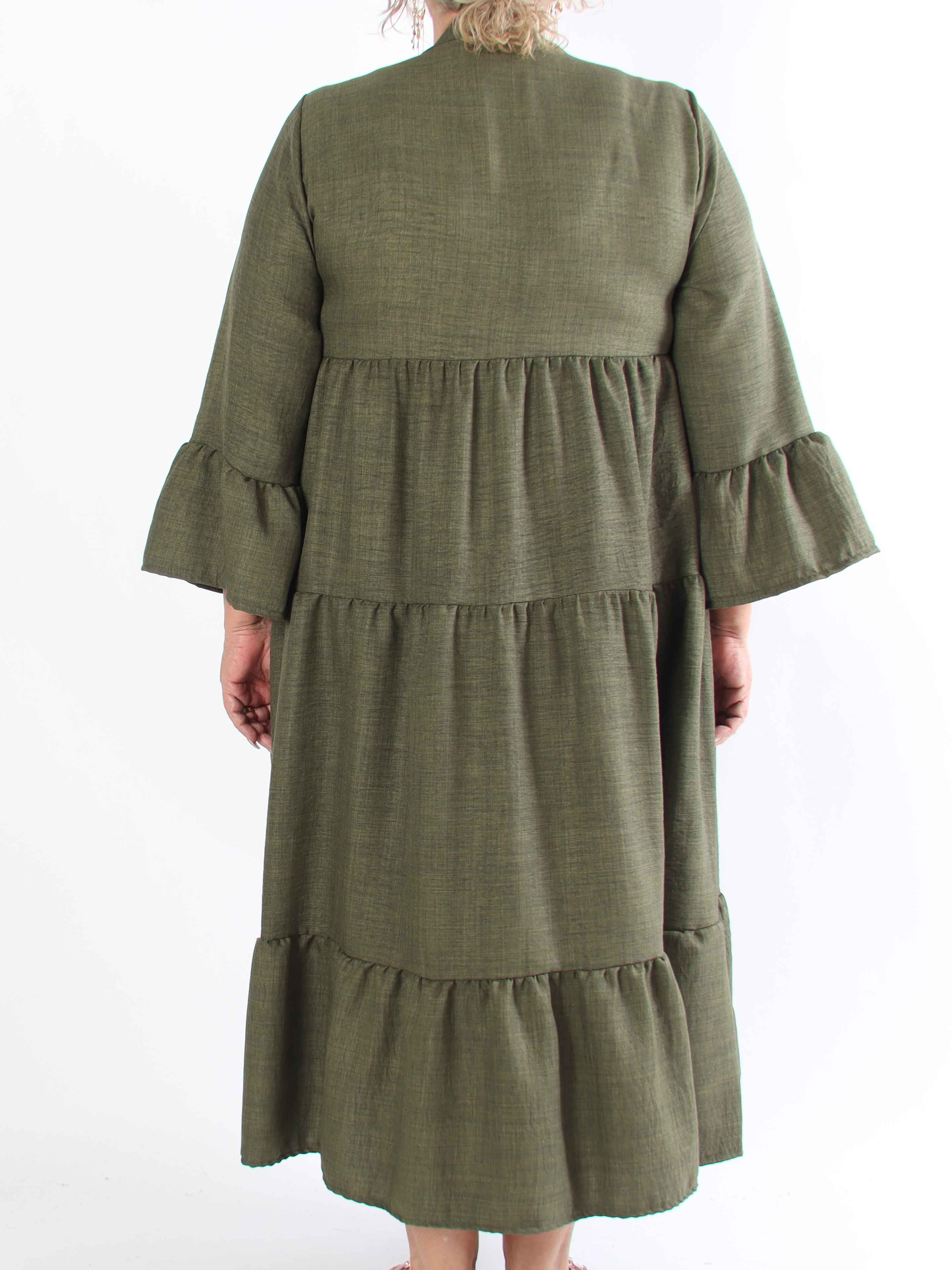 Arjana - Plus size-klänning med lager-på-lager-look och knappar