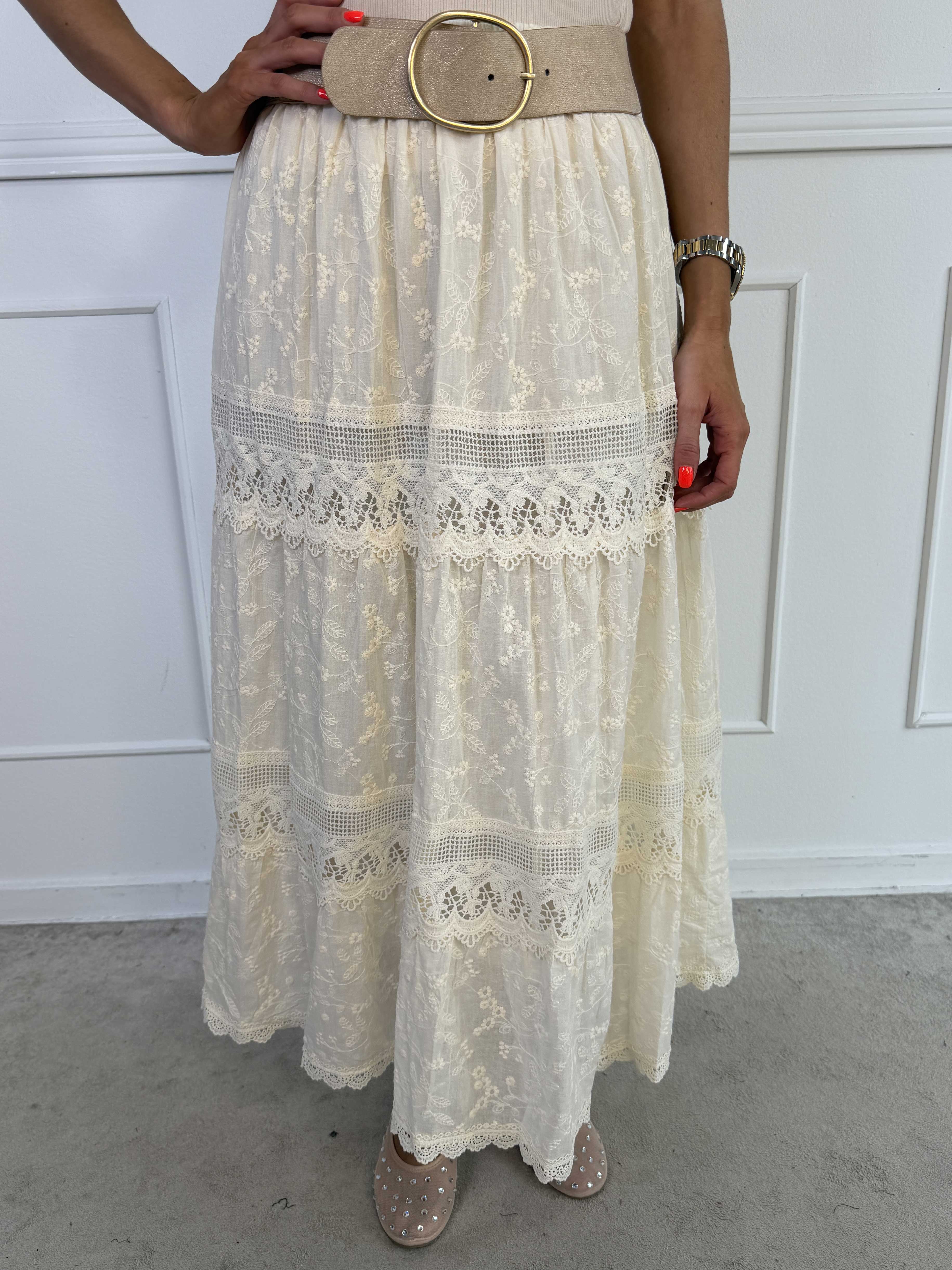 Aspen - Lang nederdel i blød bomuld med broderede detaljer