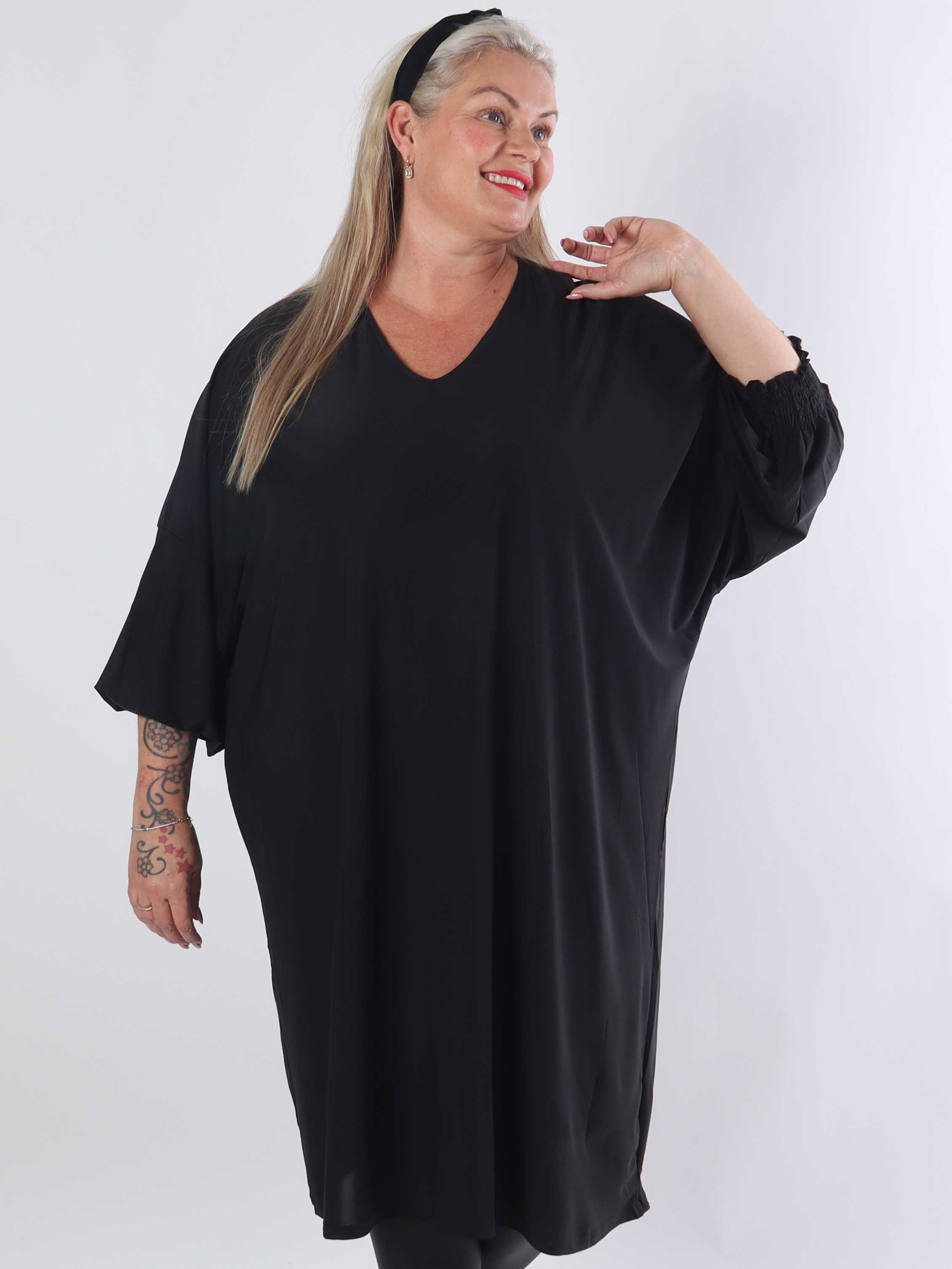 Azmina Plain L/S - Tunikaklänning i plus size med resår och lös passform