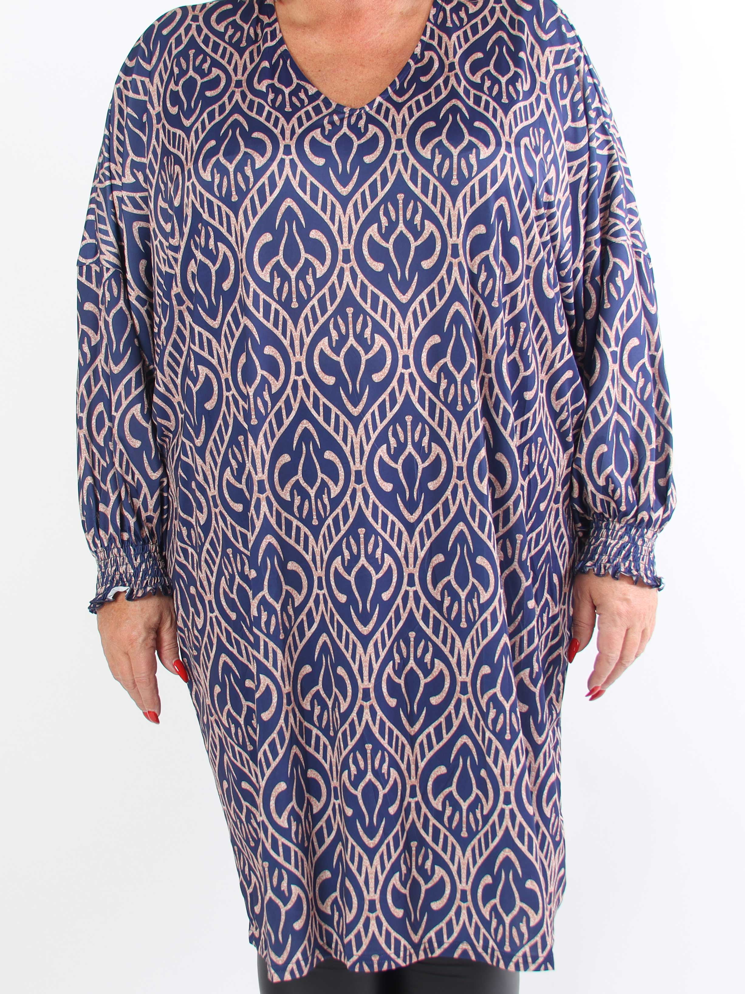 Azmina Boho L/S - Tunikaklänning i plus size med resår och lös passform
