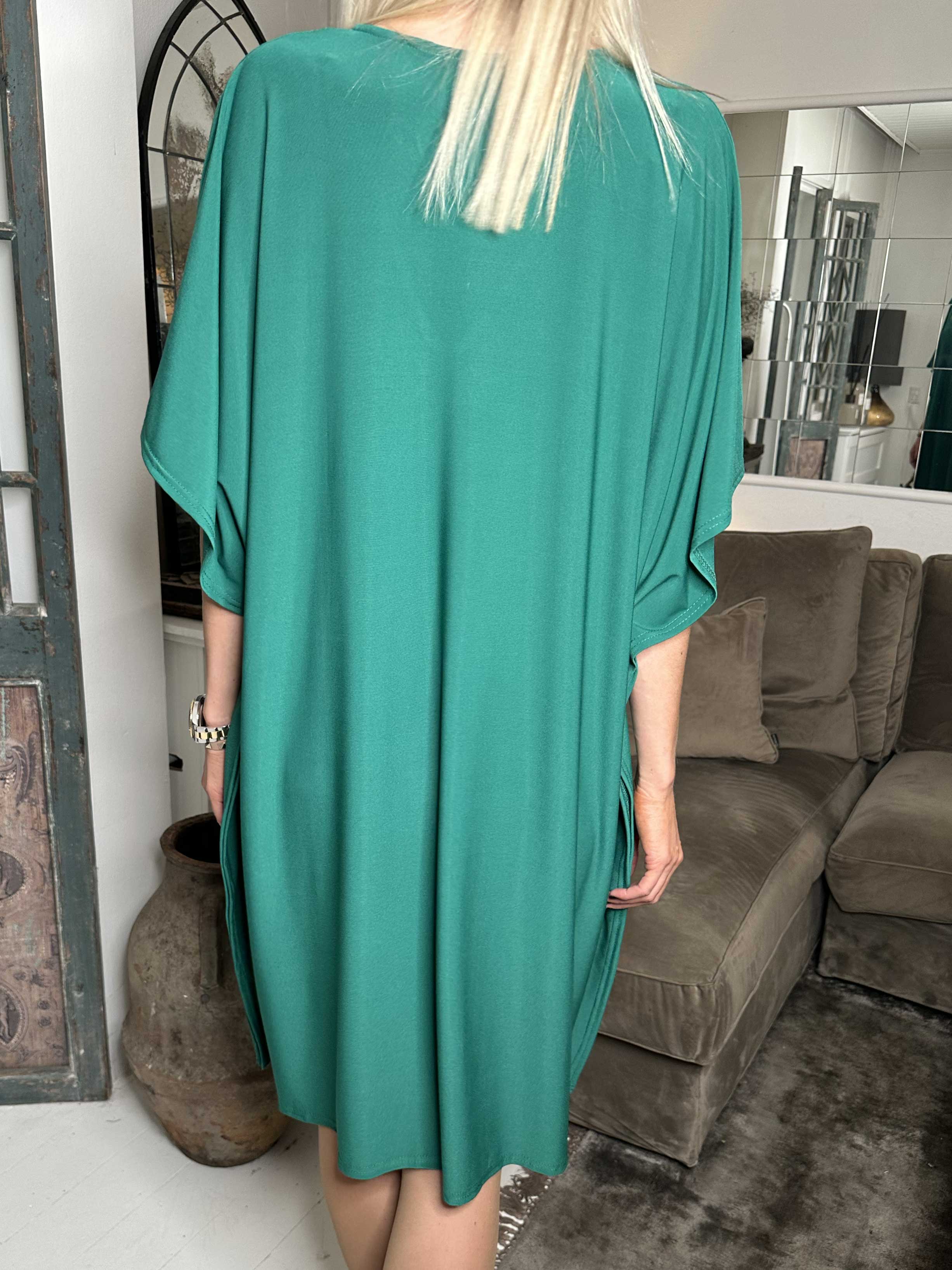 Azmina Plain - Elastisk tunikaklänning med lös passform